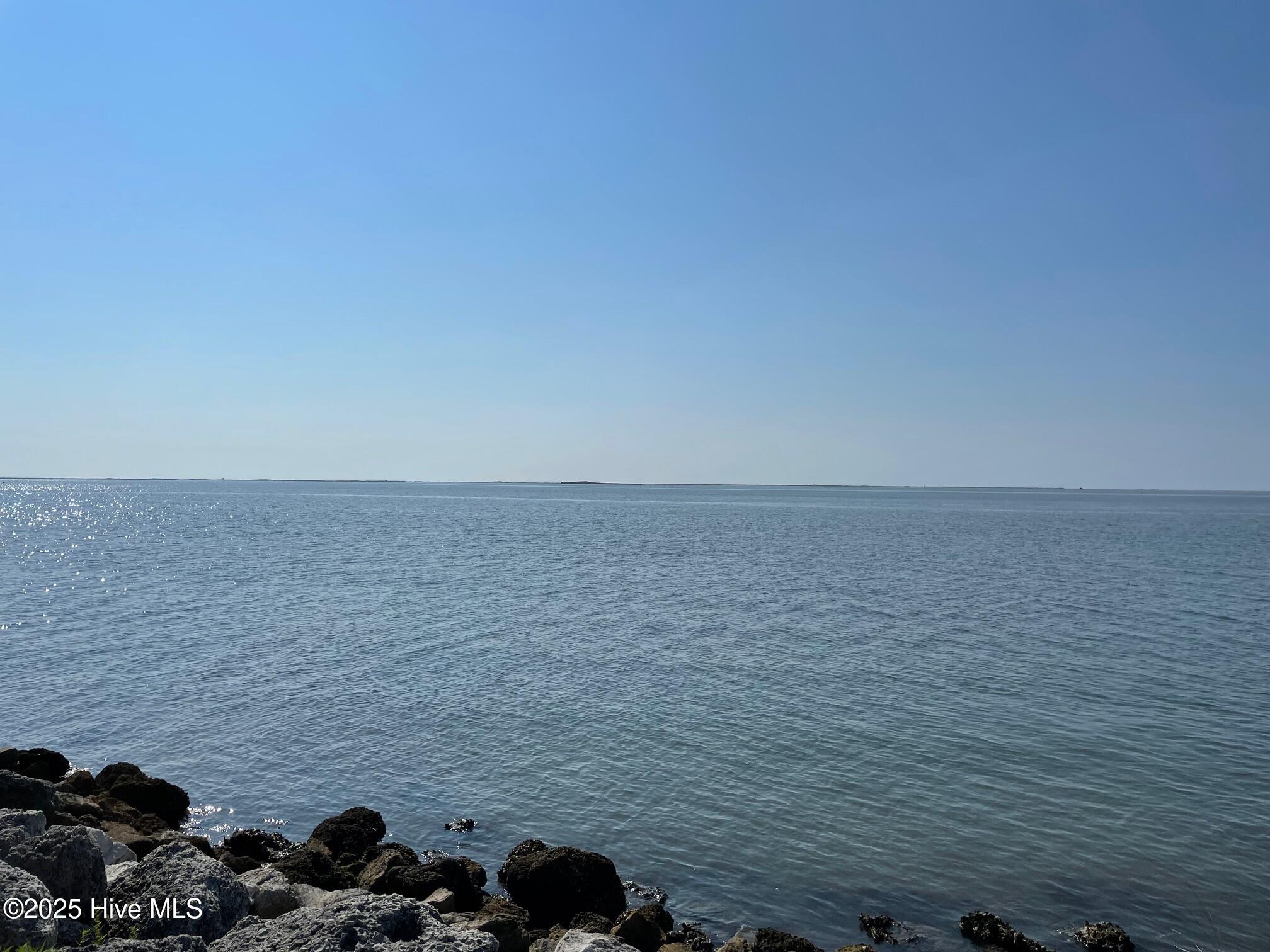 620 Seashore Dr Drive Property Photo 1