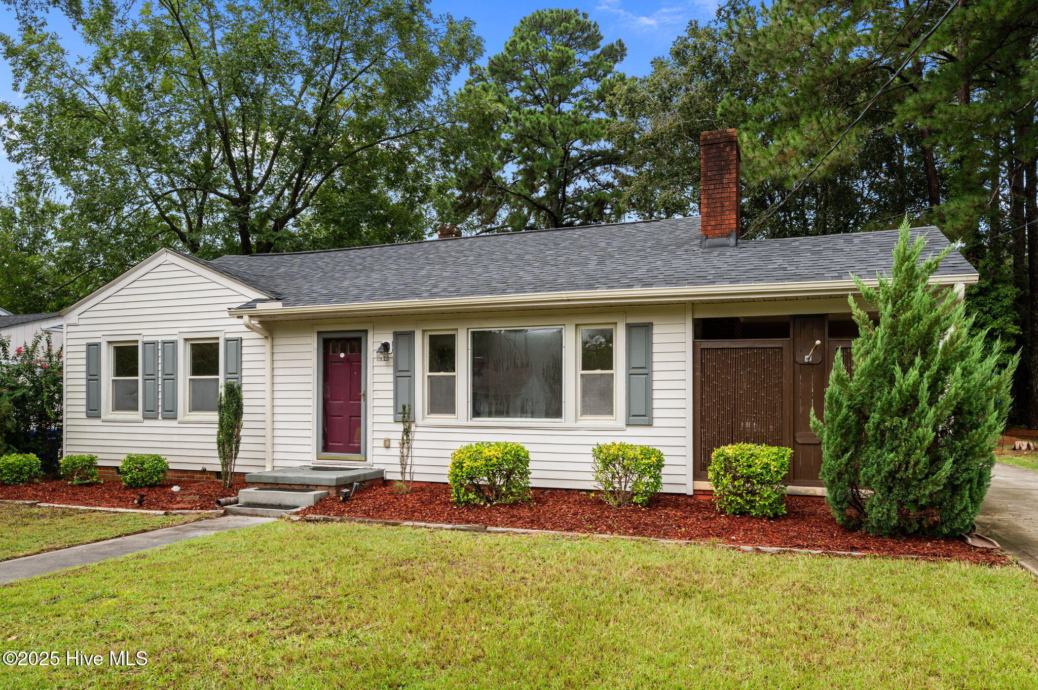 1306 Cotten Road Property Photo 1