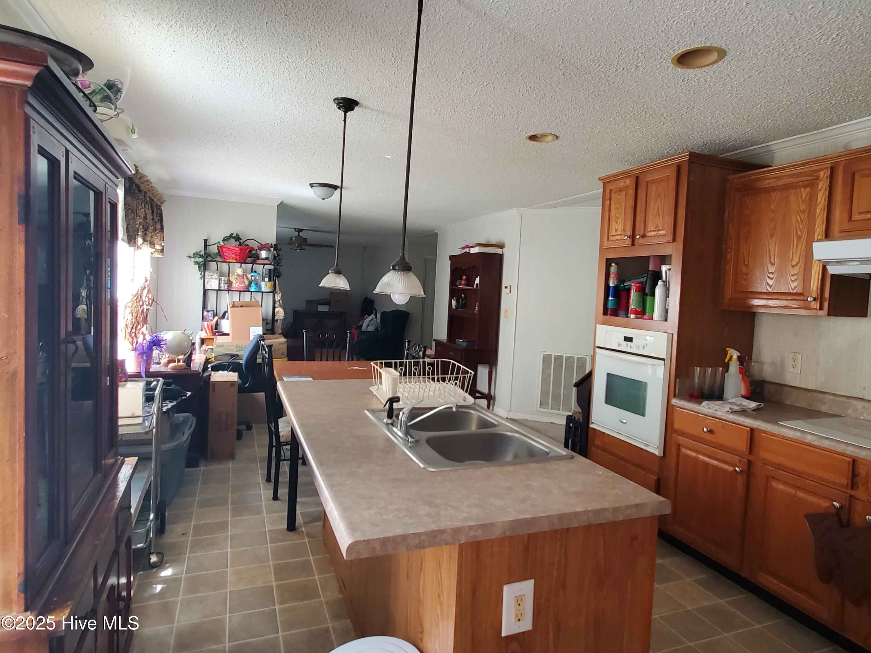 438 Stell Road Property Photo 9