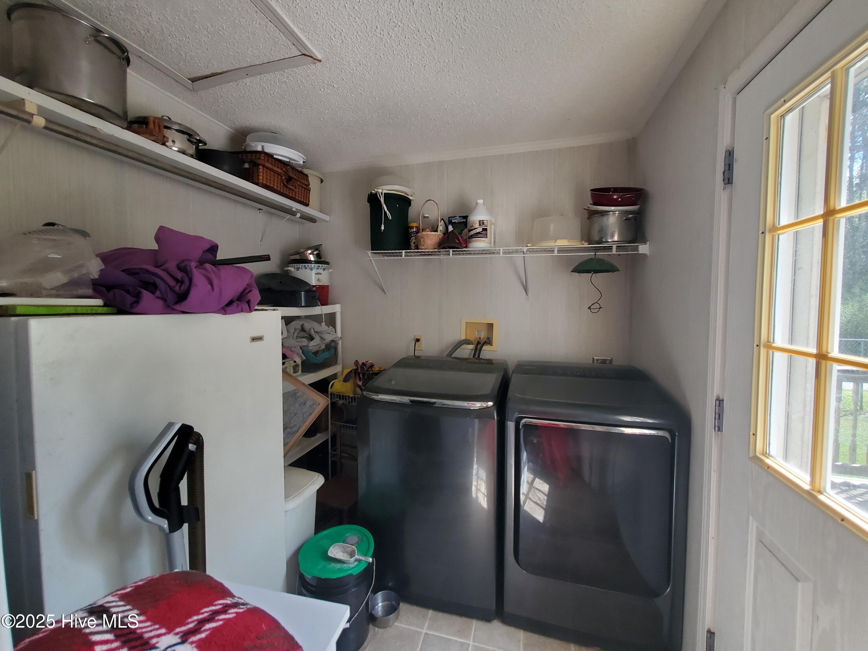 438 Stell Road Property Photo 11
