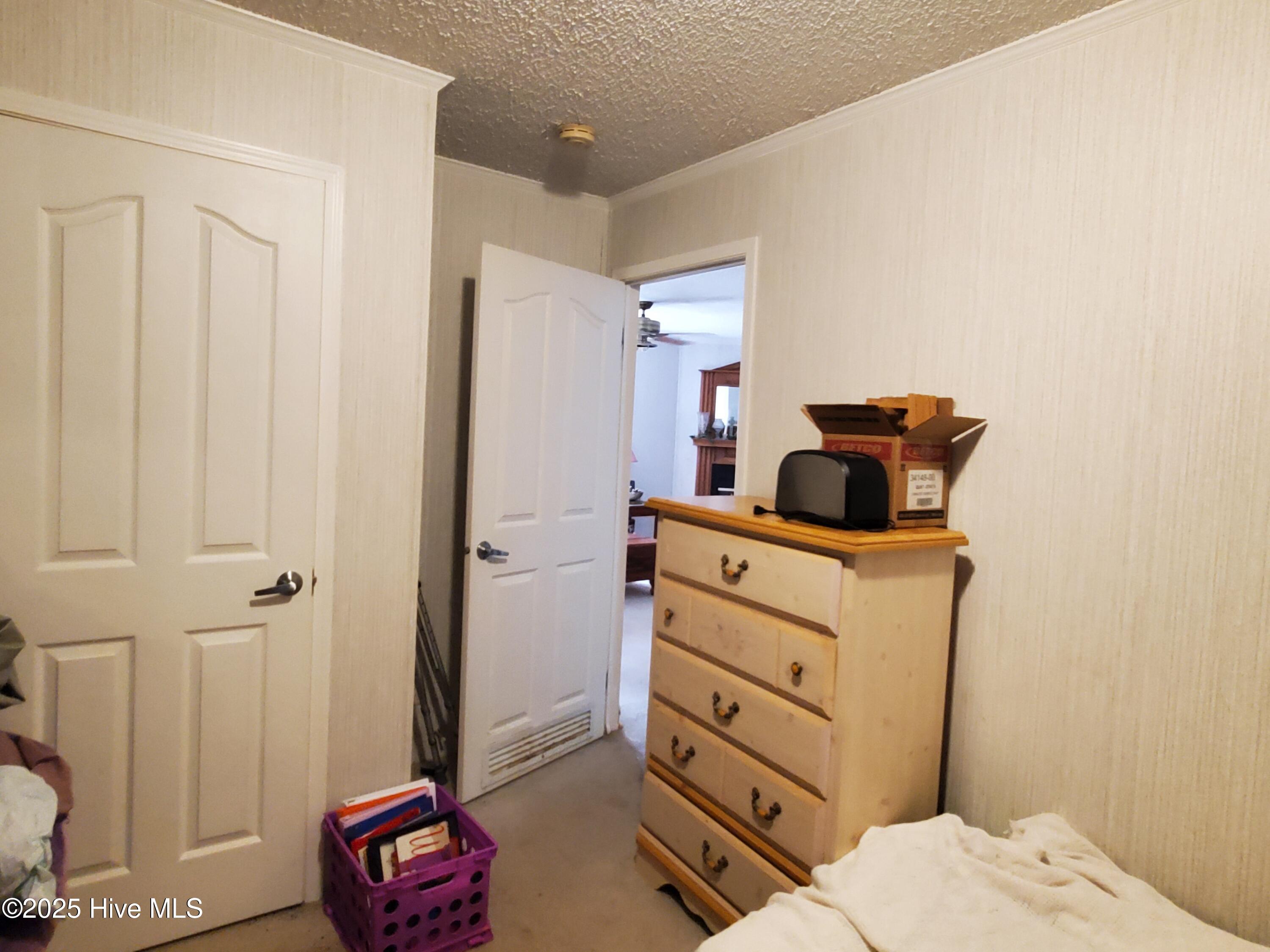 438 Stell Road Property Photo 15