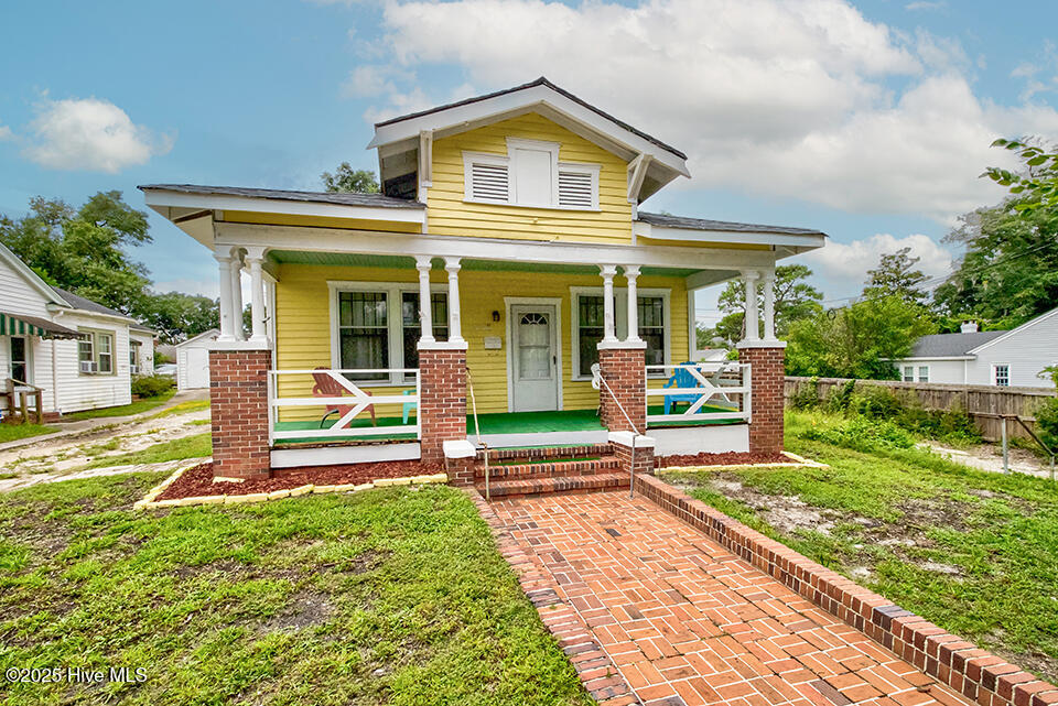 2046 Carolina Beach Road Property Photo 1