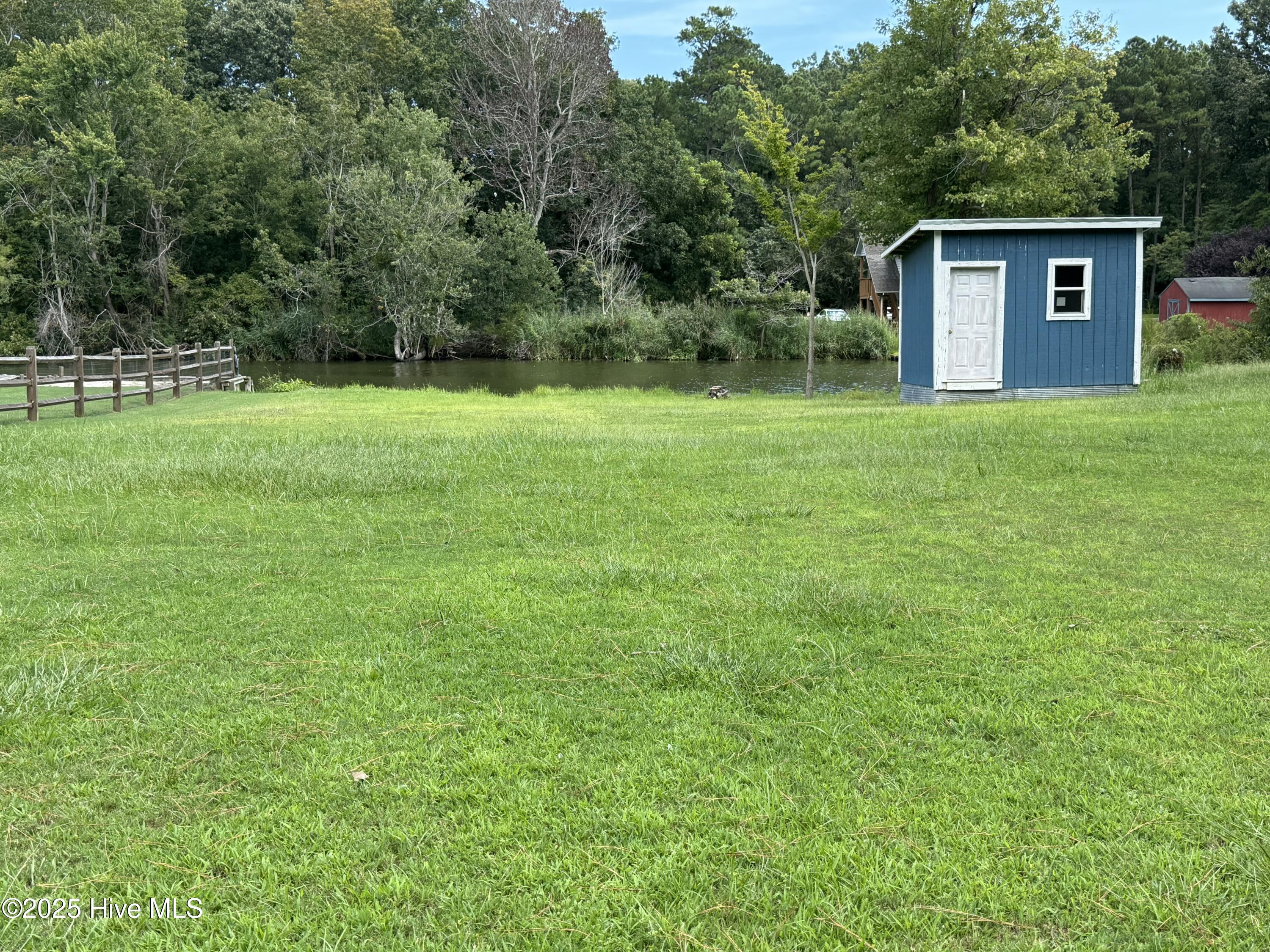 176 Sunset Circle Property Photo 3