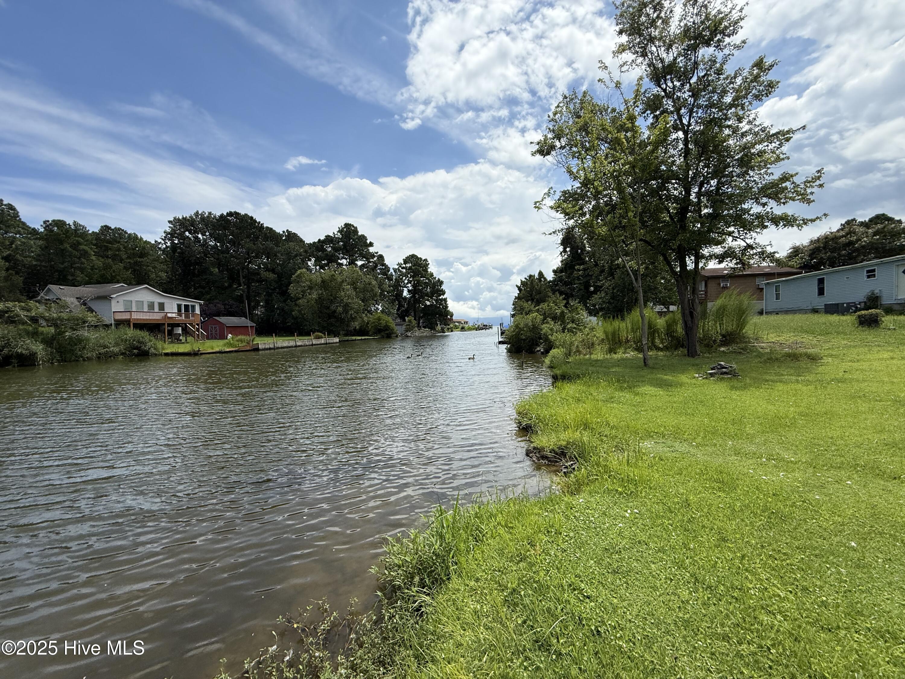 176 Sunset Circle Property Photo 4