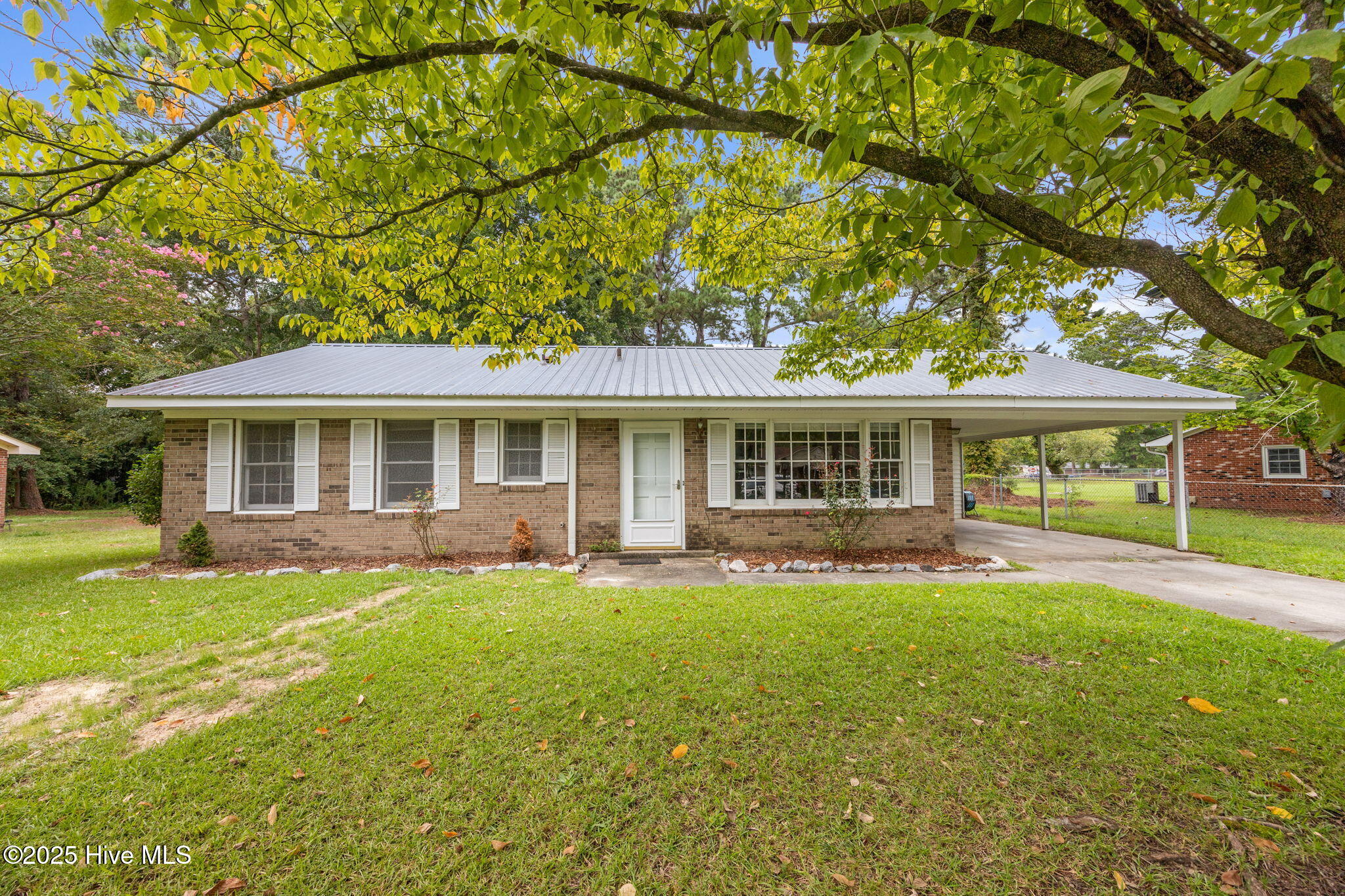 203 Caddie Court Property Photo 1
