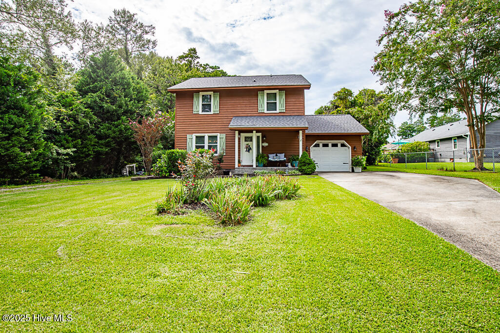305 Berkshire Drive Property Photo 1