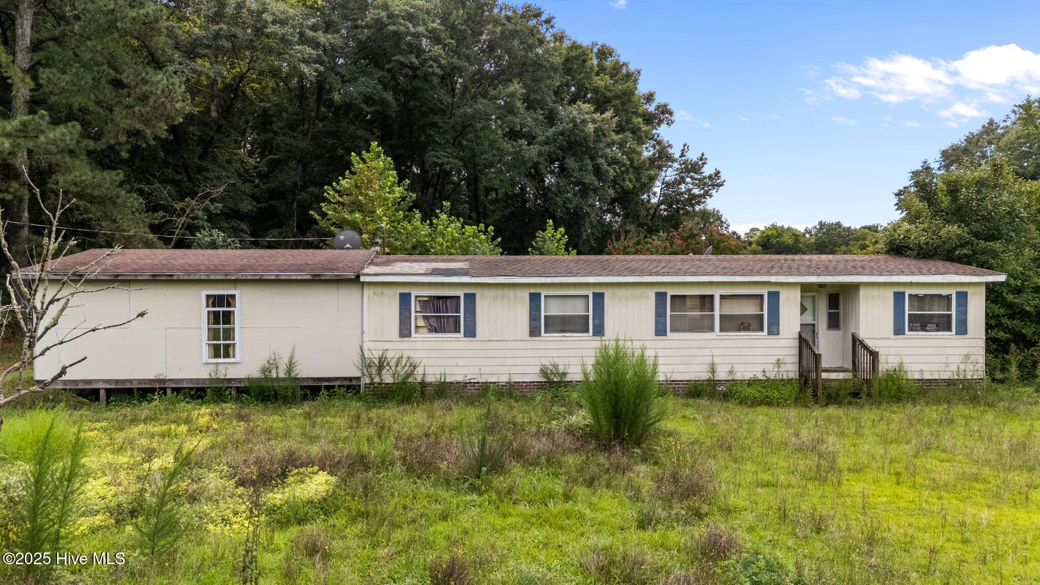 1021 Bend Of The River Road Property Photo 1