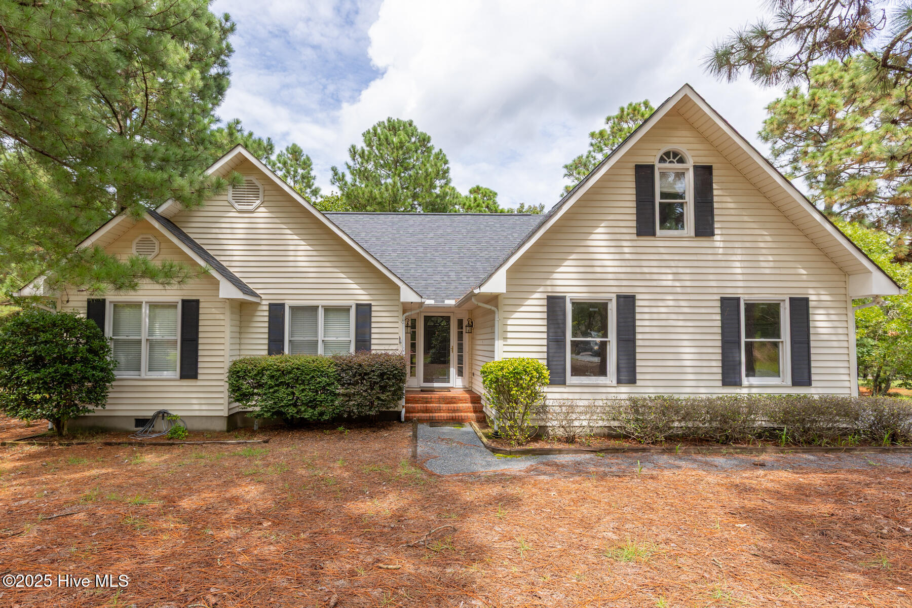 102 Seminole Court