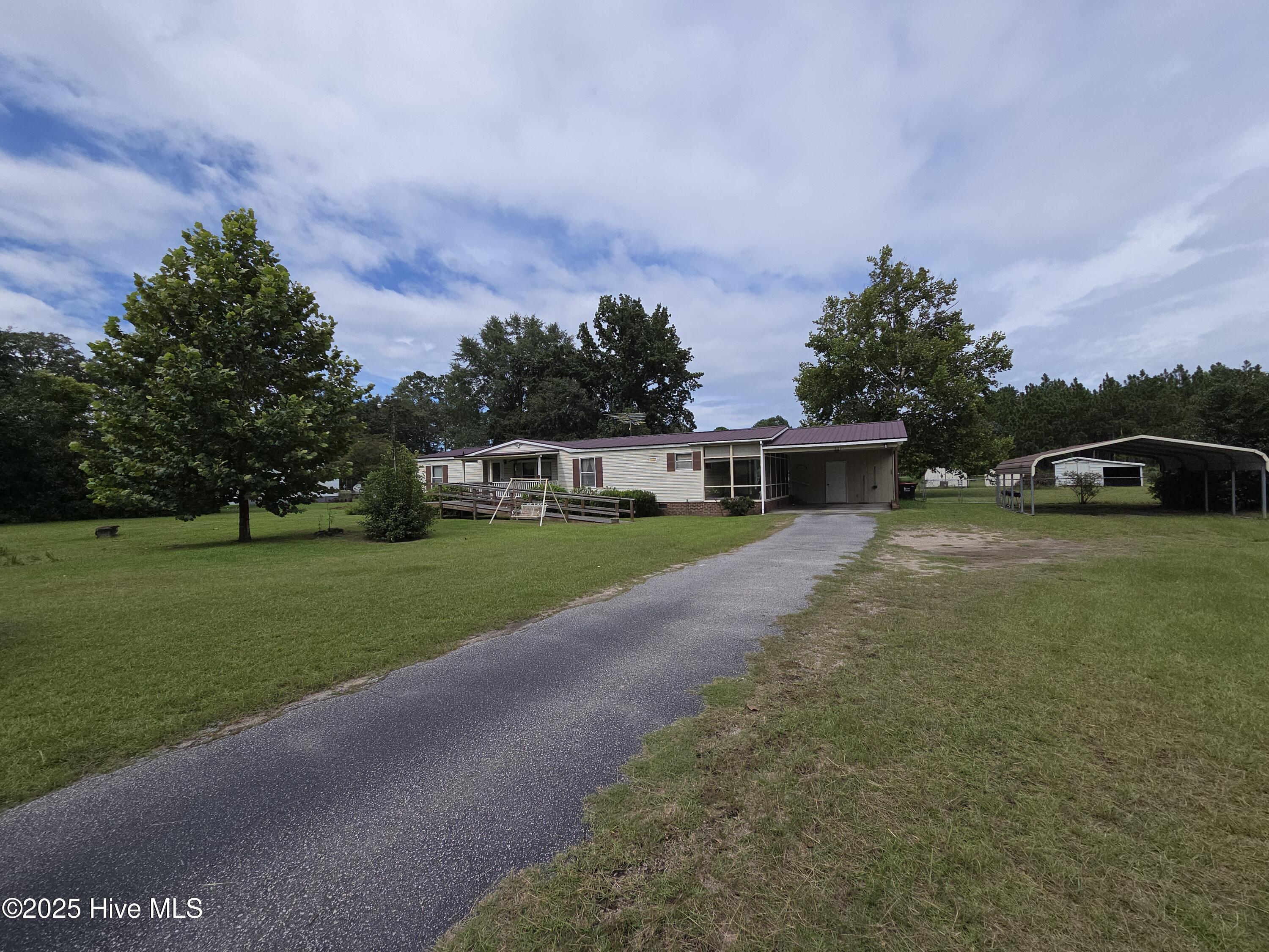 6021 X Way Road Property Photo 3