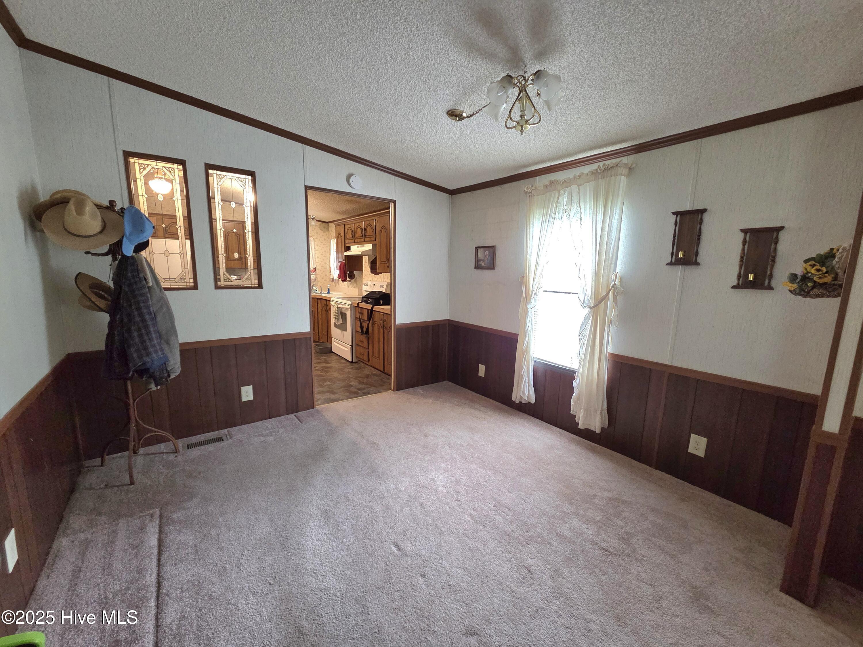 6021 X Way Road Property Photo 7