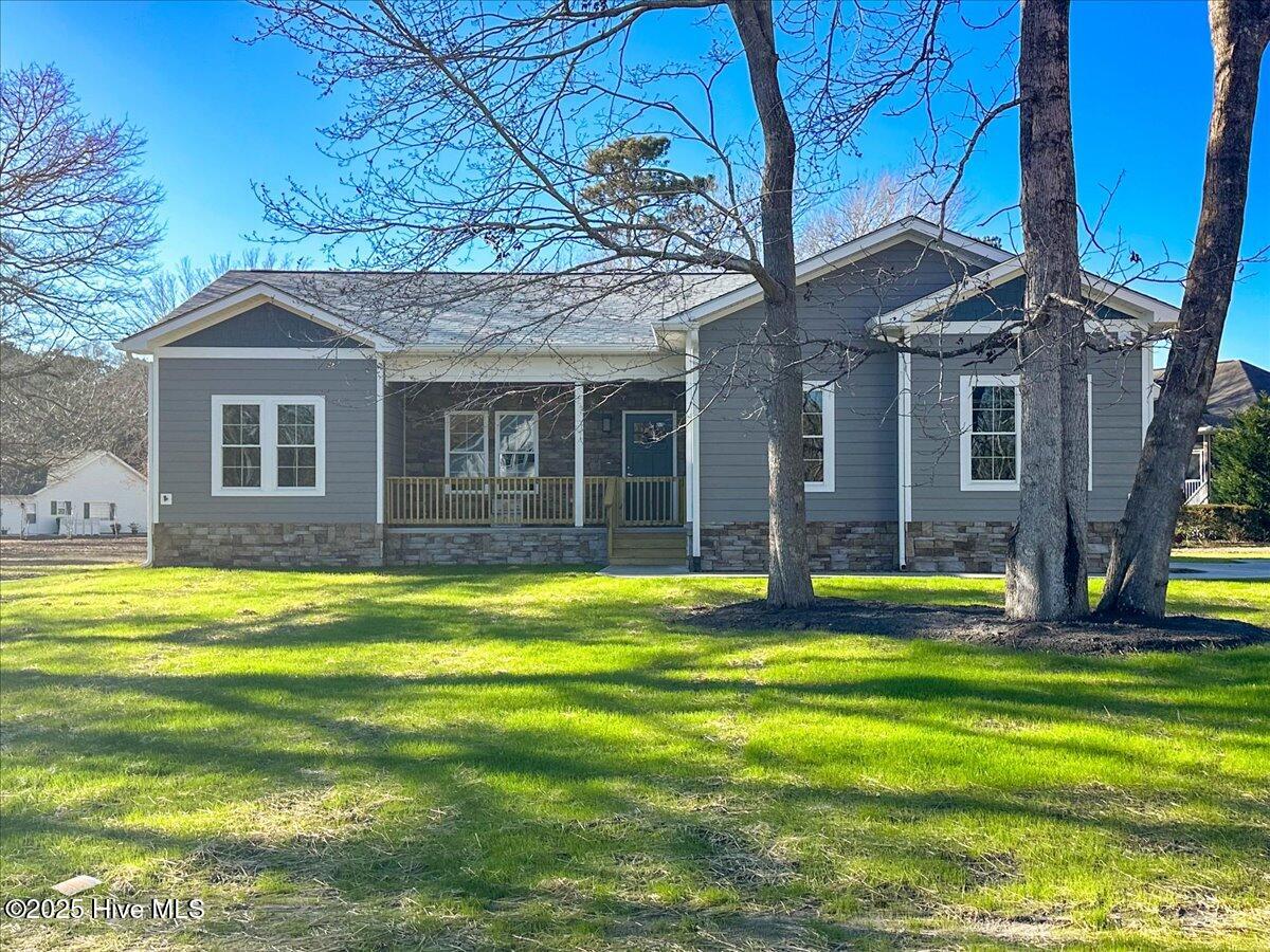 1812 Sandalwood Drive Property Photo 1