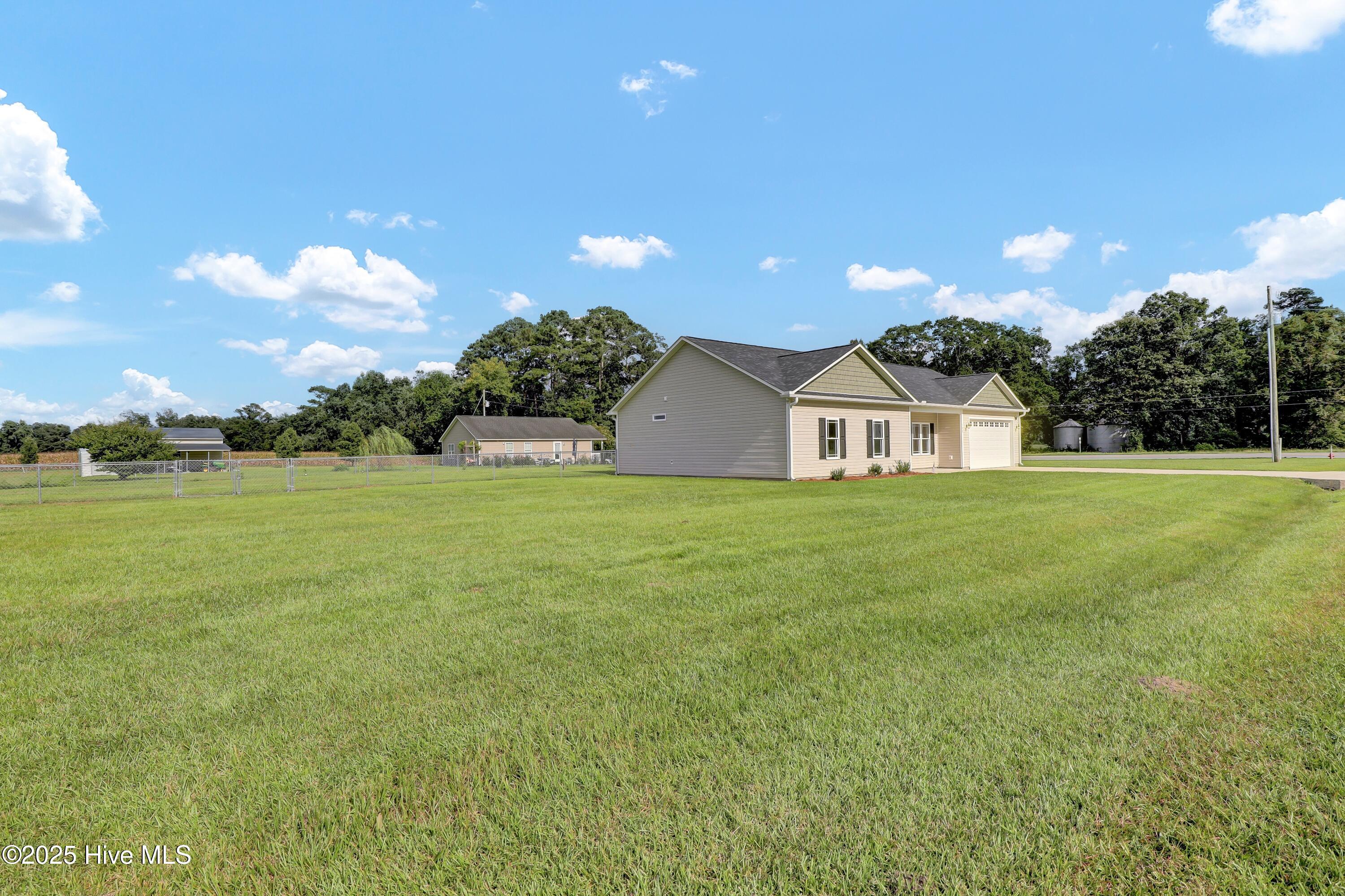 122 Watering Pond Road Property Photo 3