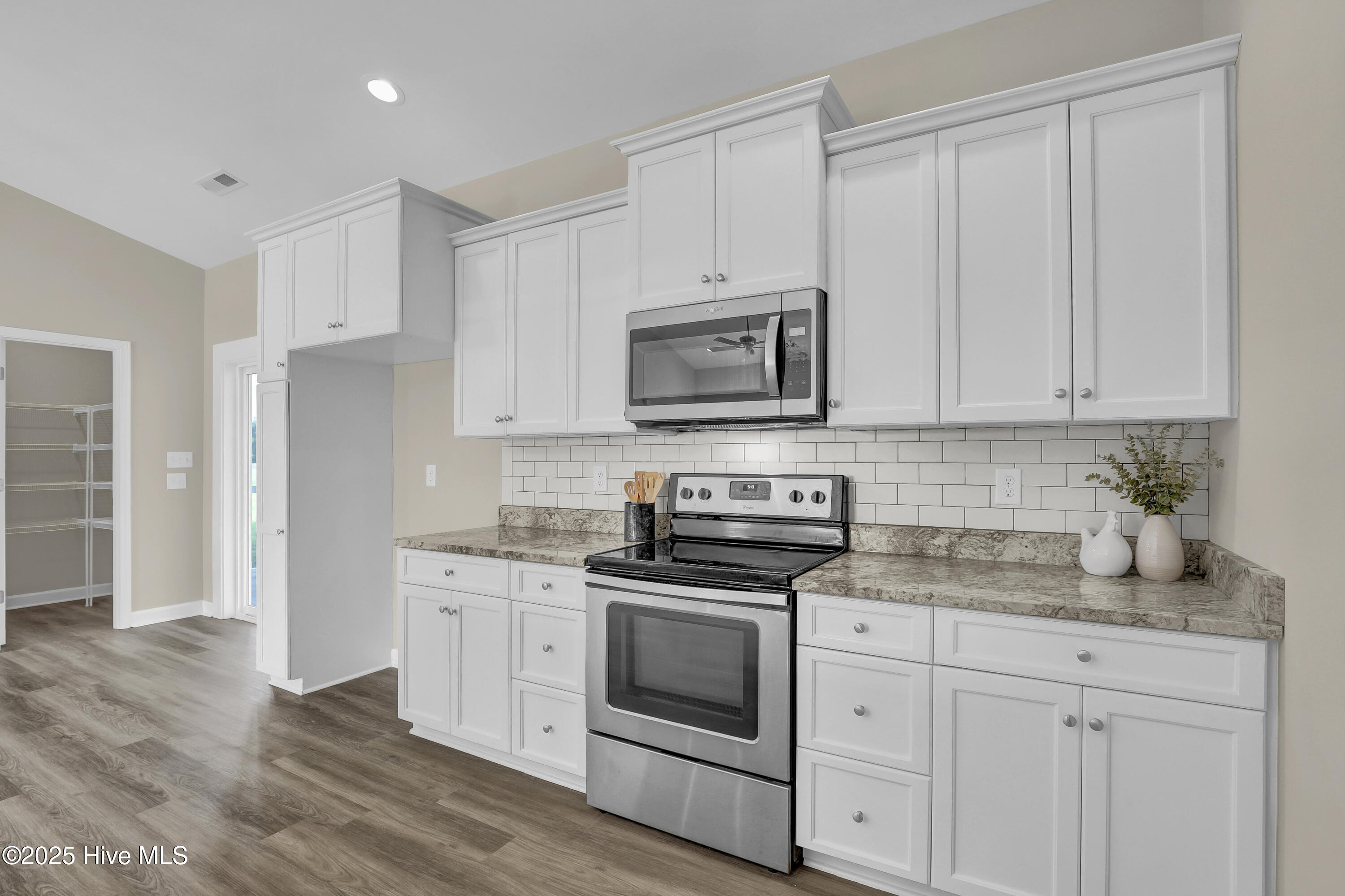 122 Watering Pond Road Property Photo 11