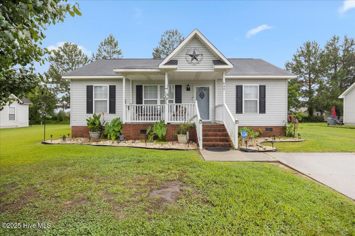 440 Sanders Drive Property Photo 1