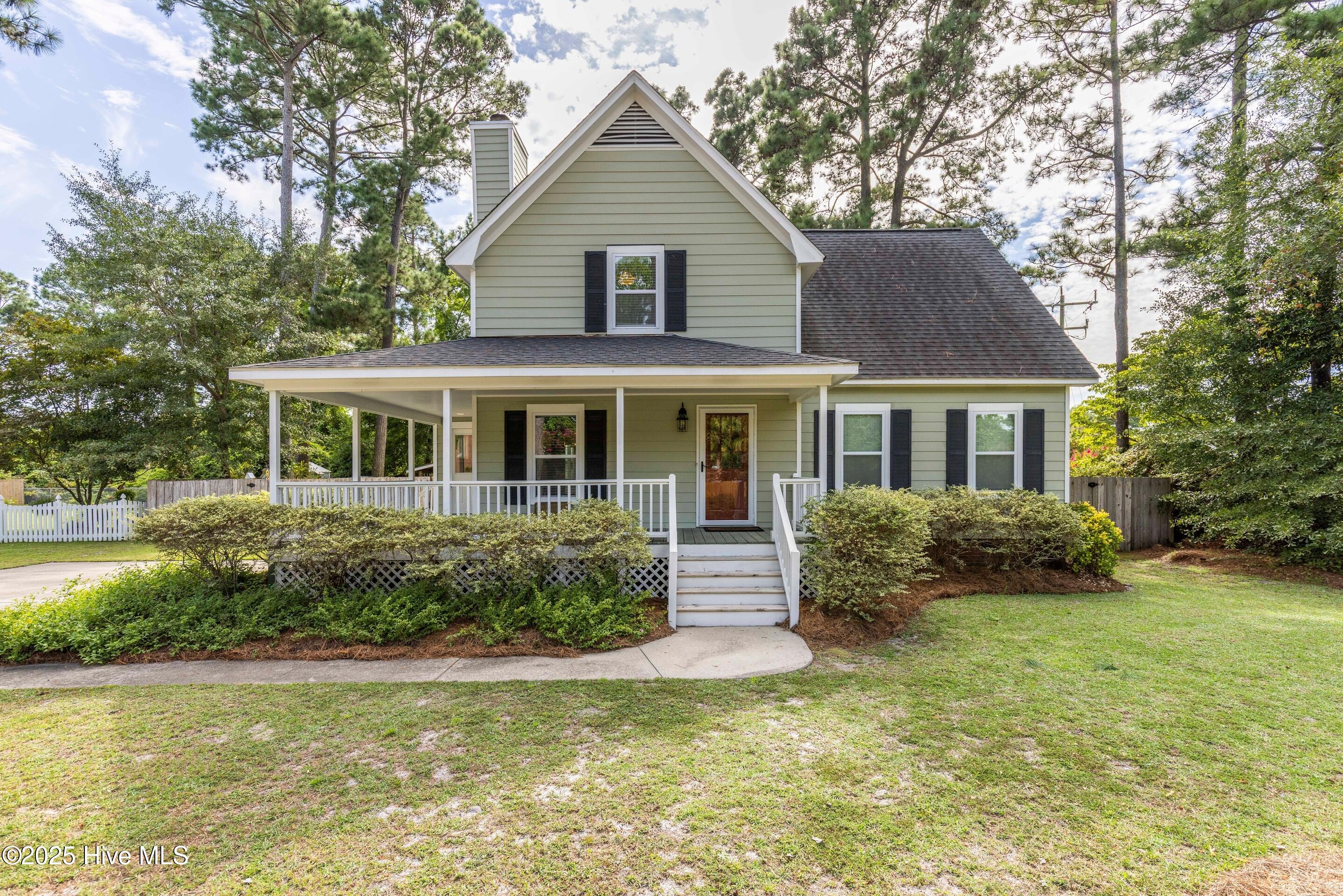 733 Bracken Fern Drive Property Photo 1