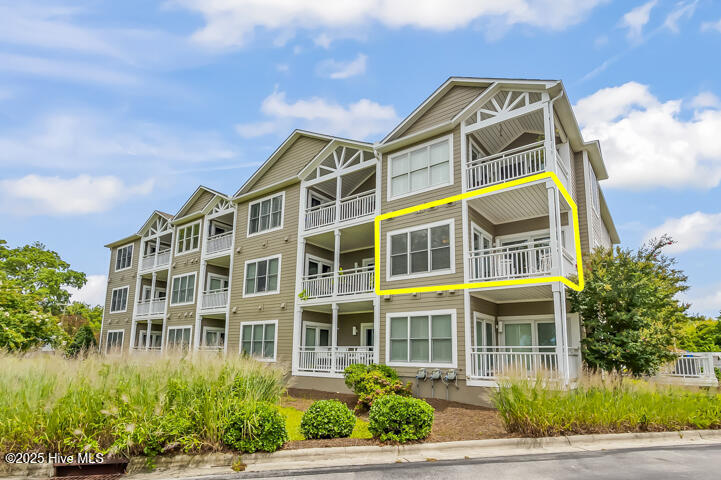 300 Midyette Street # B8 Property Photo 1