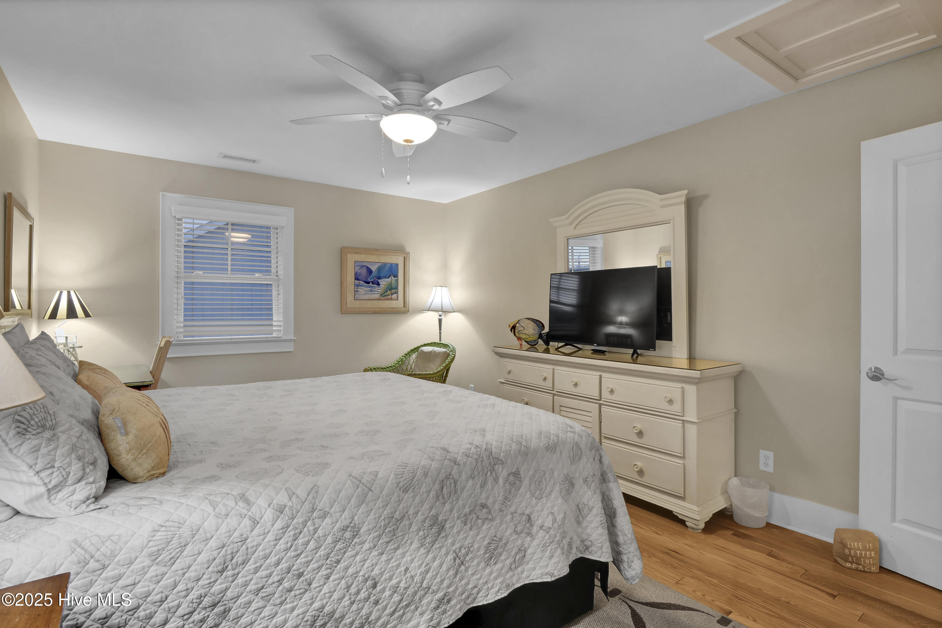 821 Schloss Street Property Photo 33