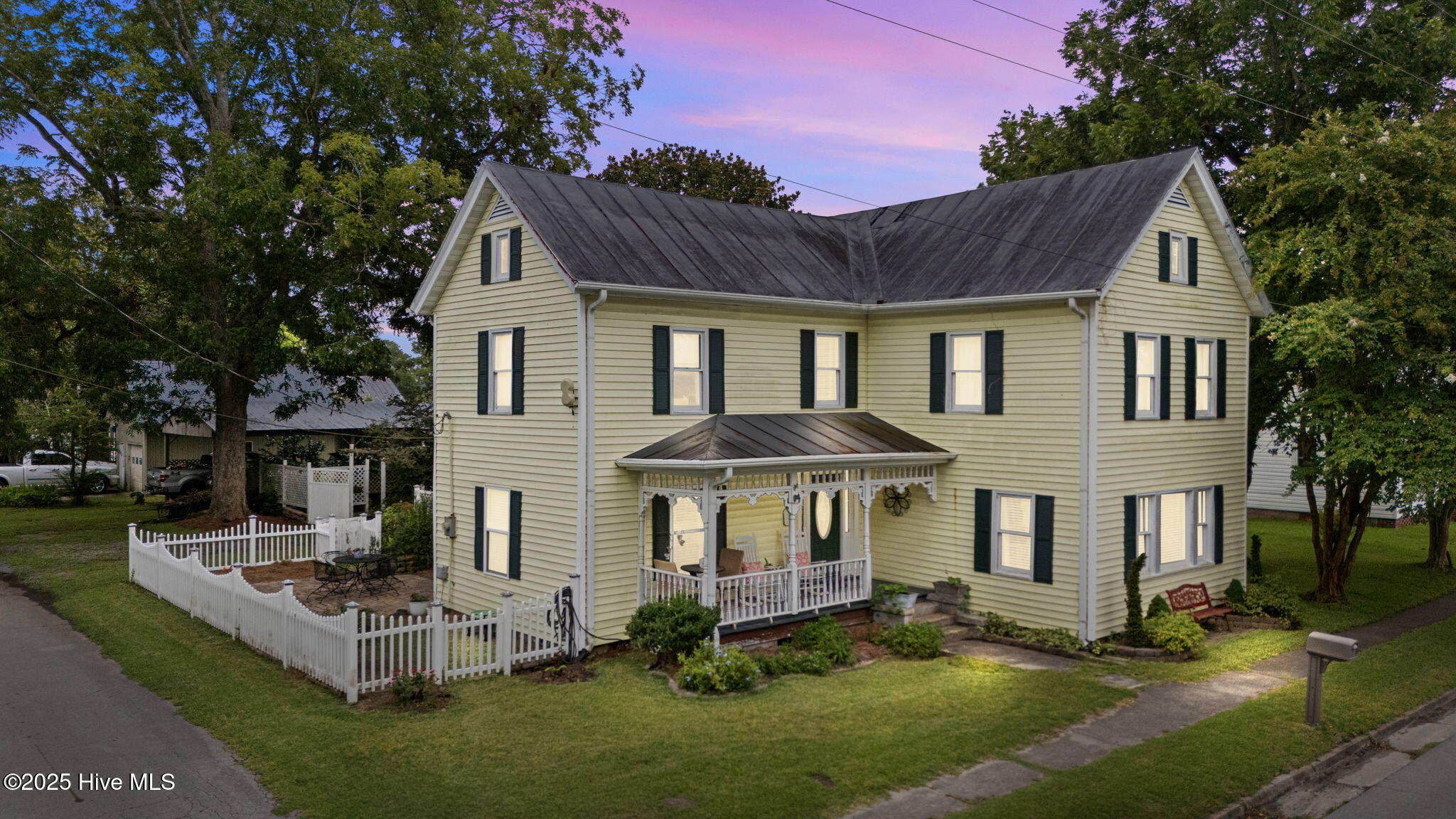510 Broad Street Property Photo 1