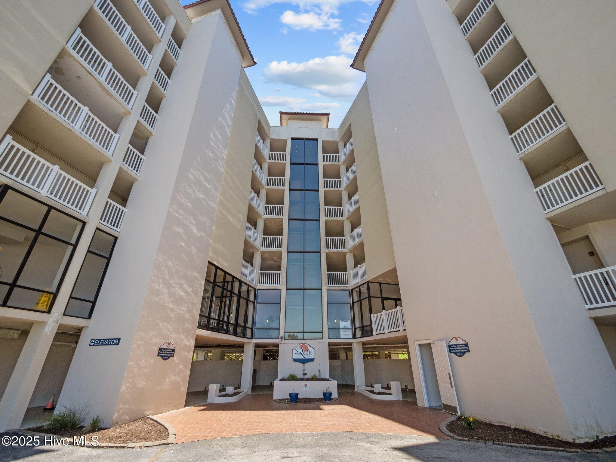 2000 New River Inlet Road Unit 3207 Property Photo 1