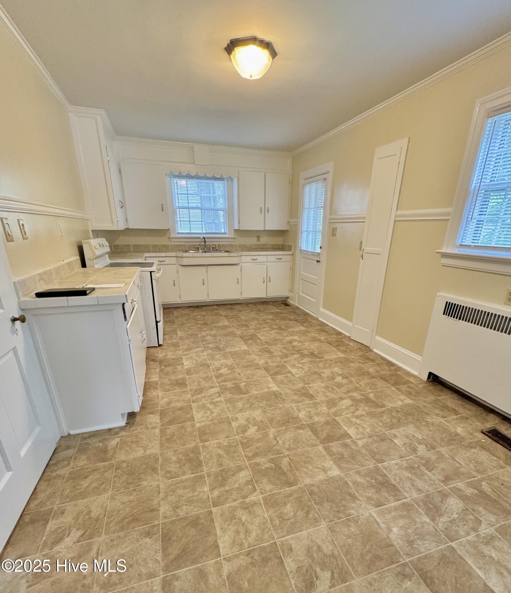 306 Wilson Avenue Property Photo 17