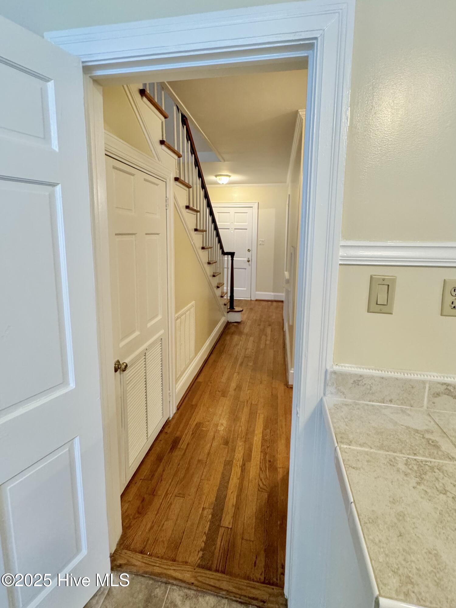 306 Wilson Avenue Property Photo 22