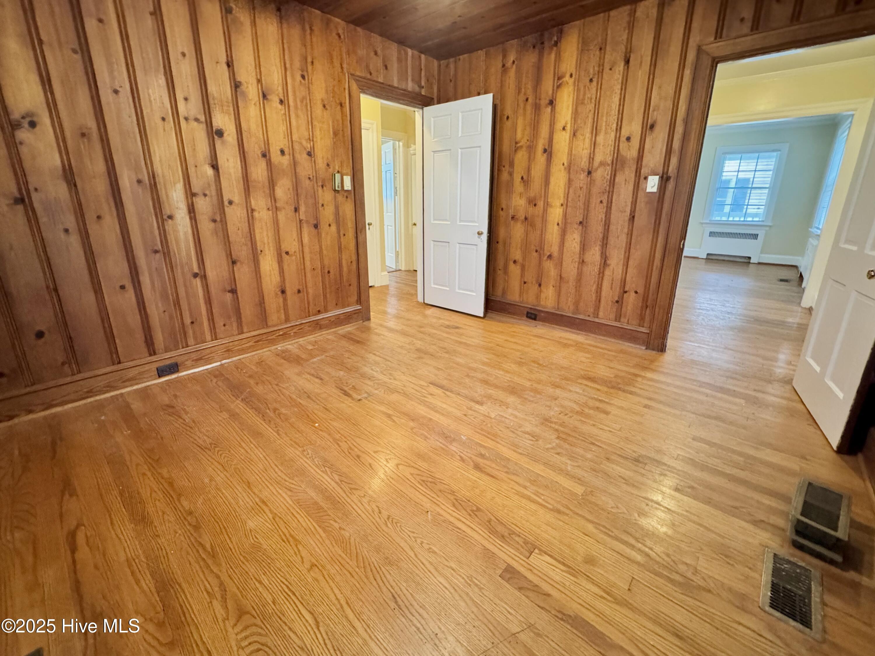 306 Wilson Avenue Property Photo 26