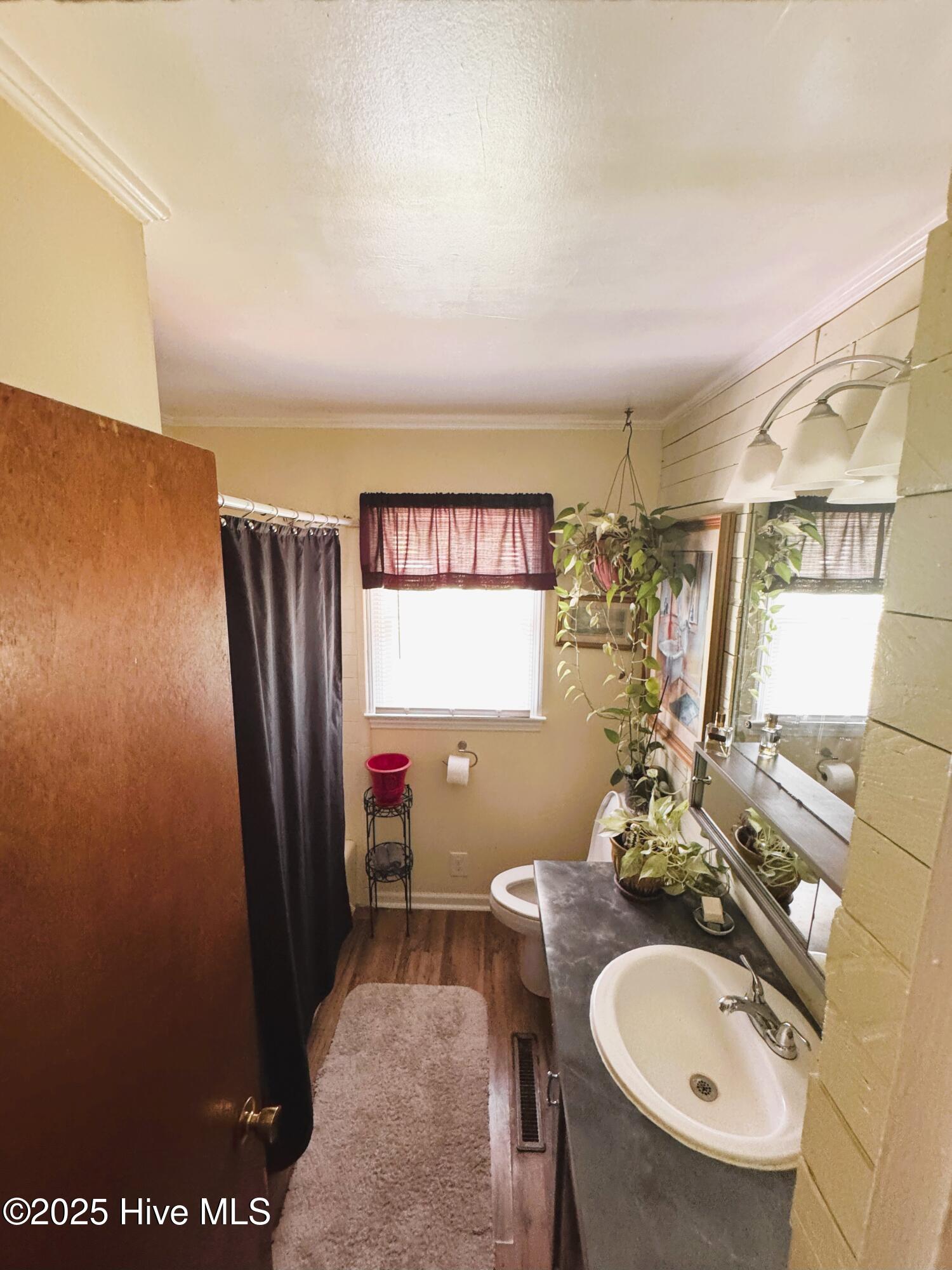 320 Aiken Road Property Photo 9