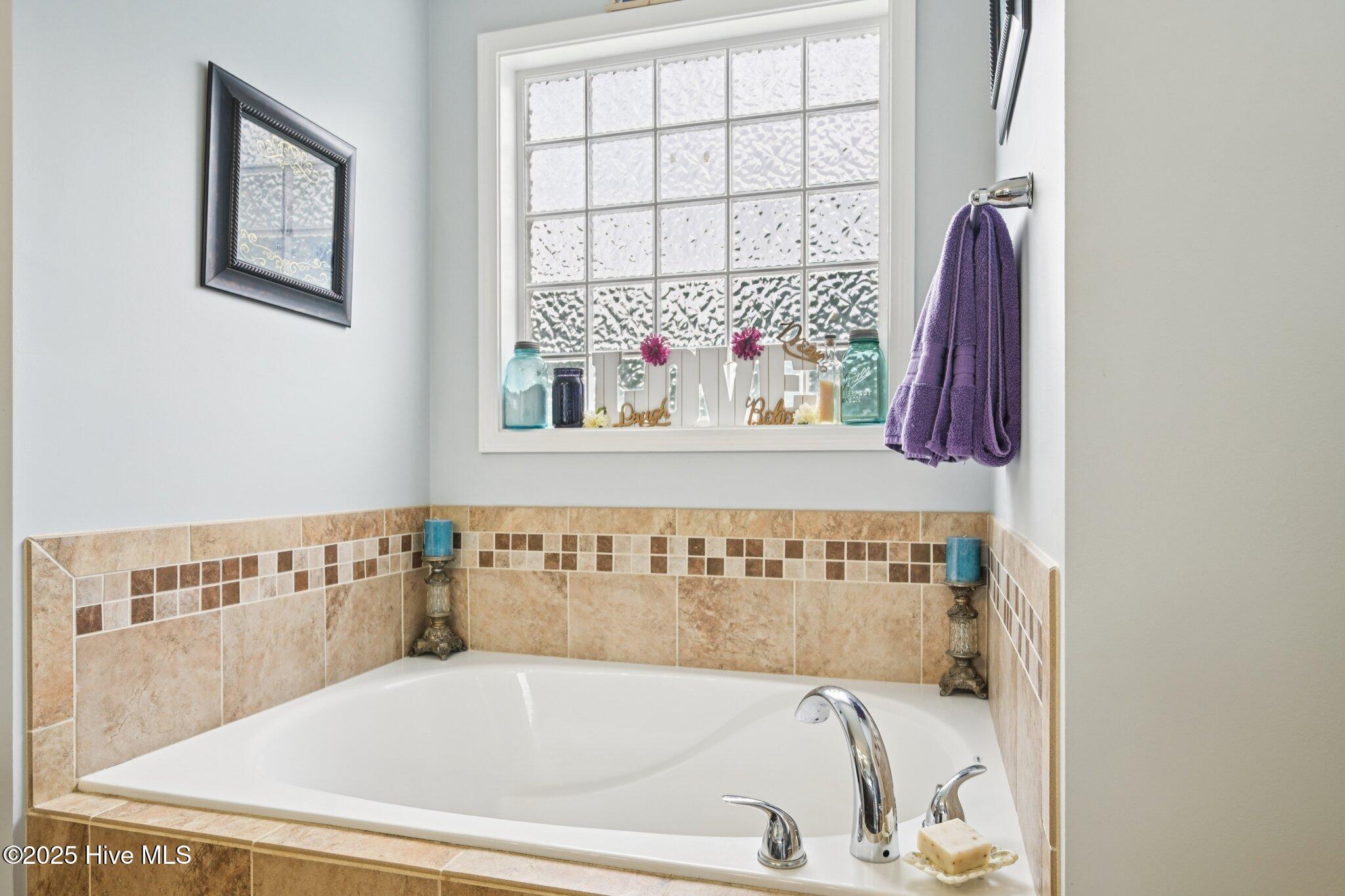 6512 Ten Ten Road Property Photo 28