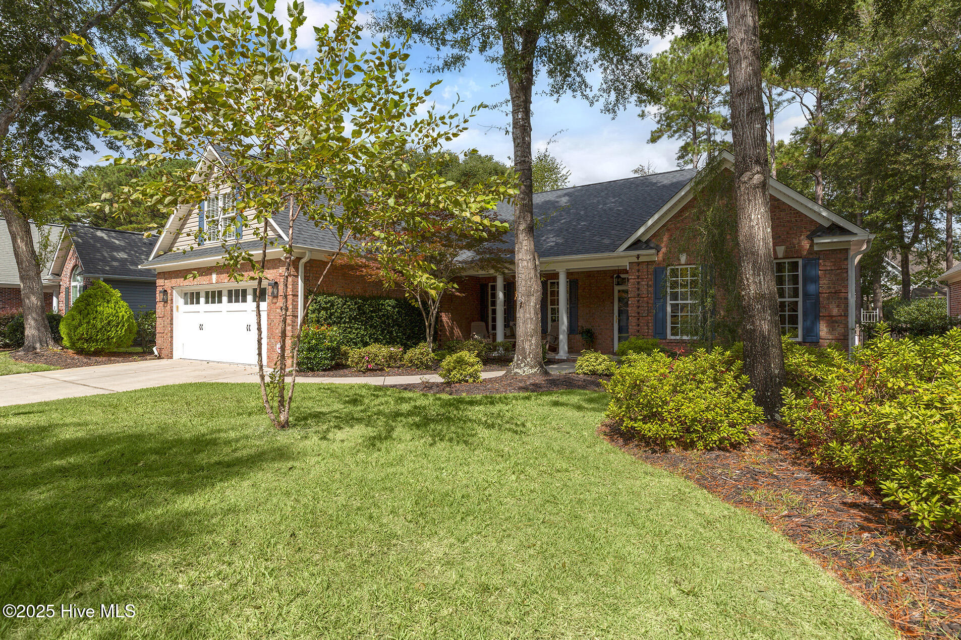 8904 Plantation Landing Drive Property Photo 8