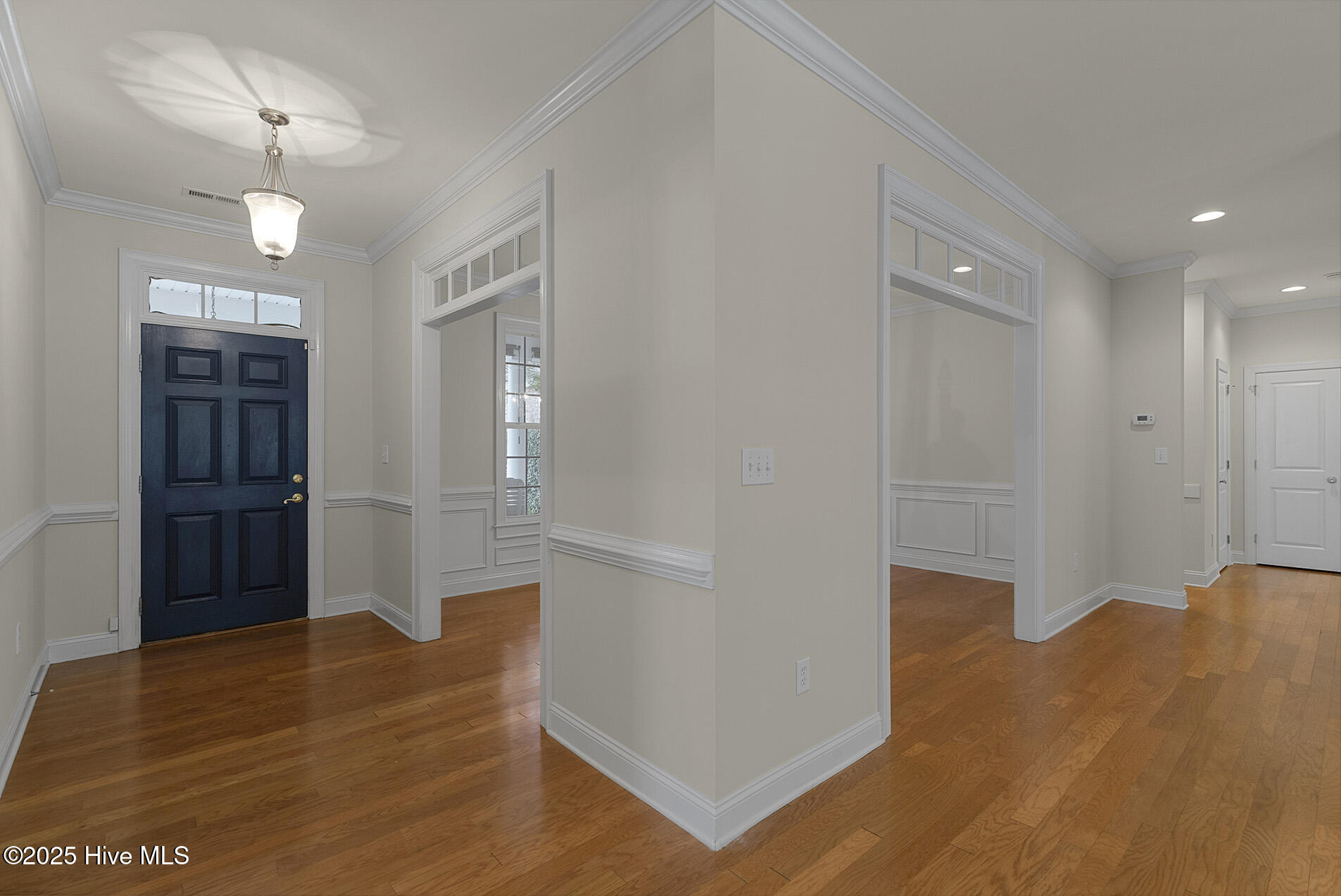 8904 Plantation Landing Drive Property Photo 10