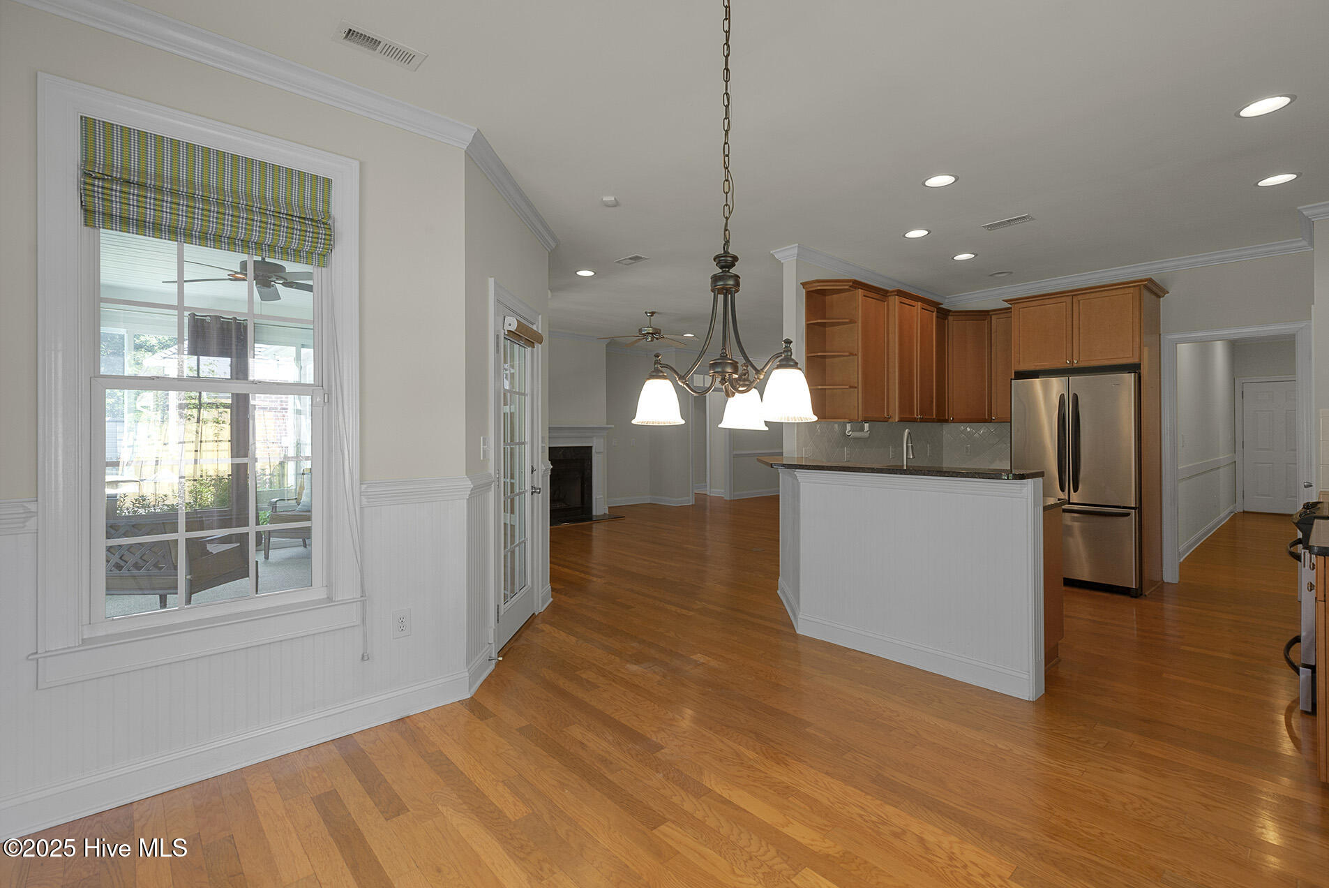 8904 Plantation Landing Drive Property Photo 18