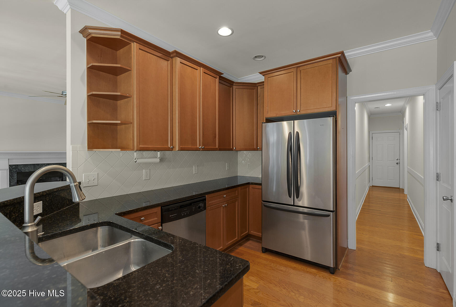 8904 Plantation Landing Drive Property Photo 20