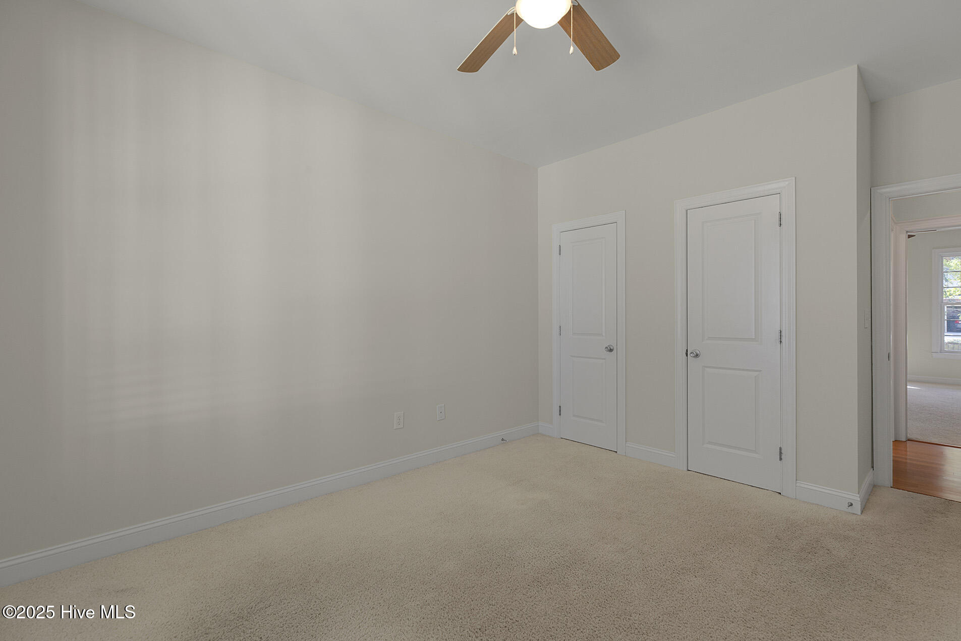 8904 Plantation Landing Drive Property Photo 37