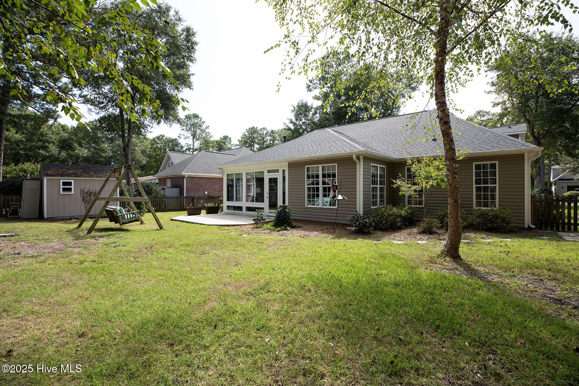 8904 Plantation Landing Drive Property Photo 45