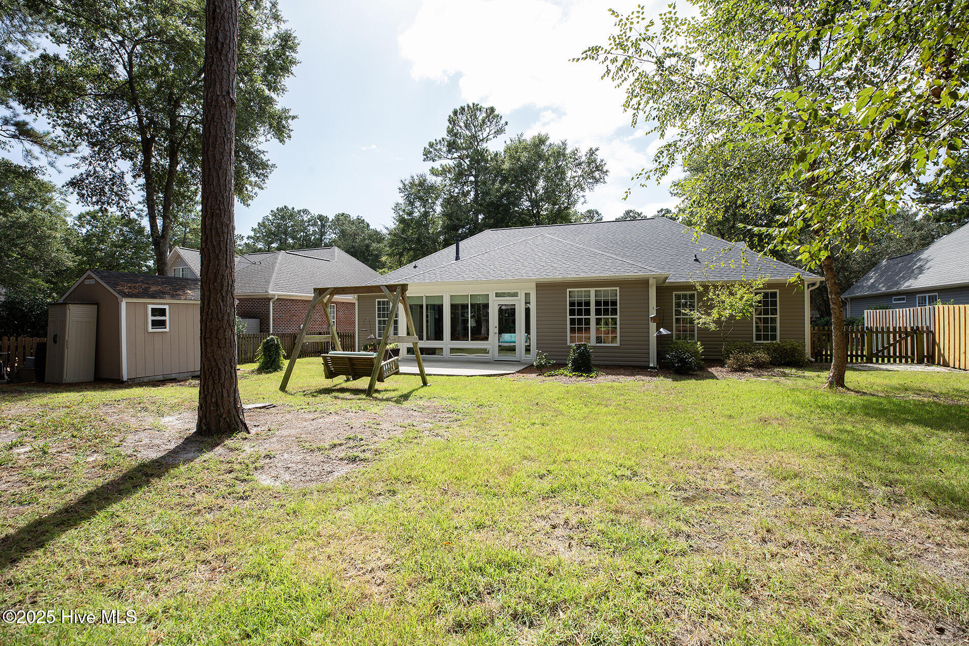 8904 Plantation Landing Drive Property Photo 46