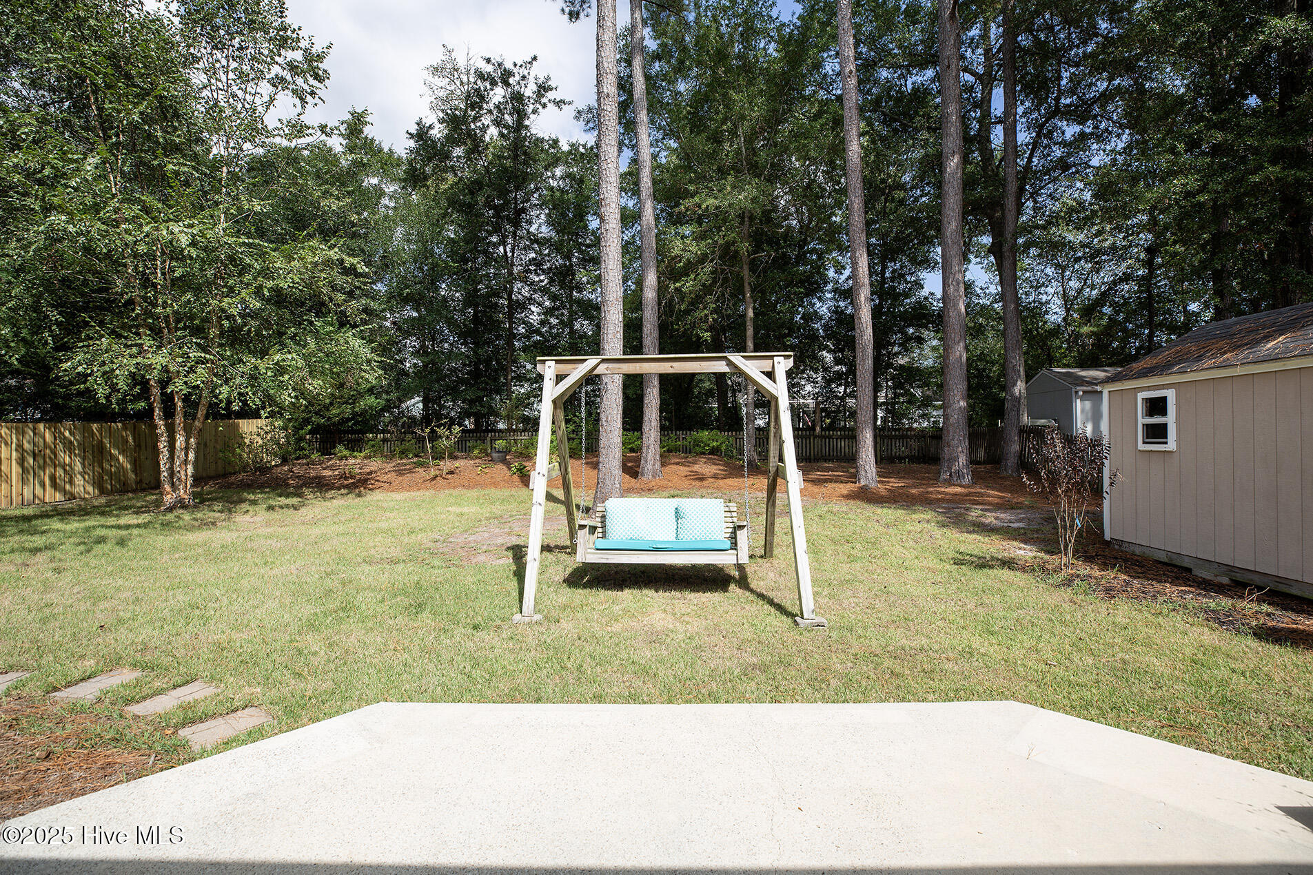 8904 Plantation Landing Drive Property Photo 48