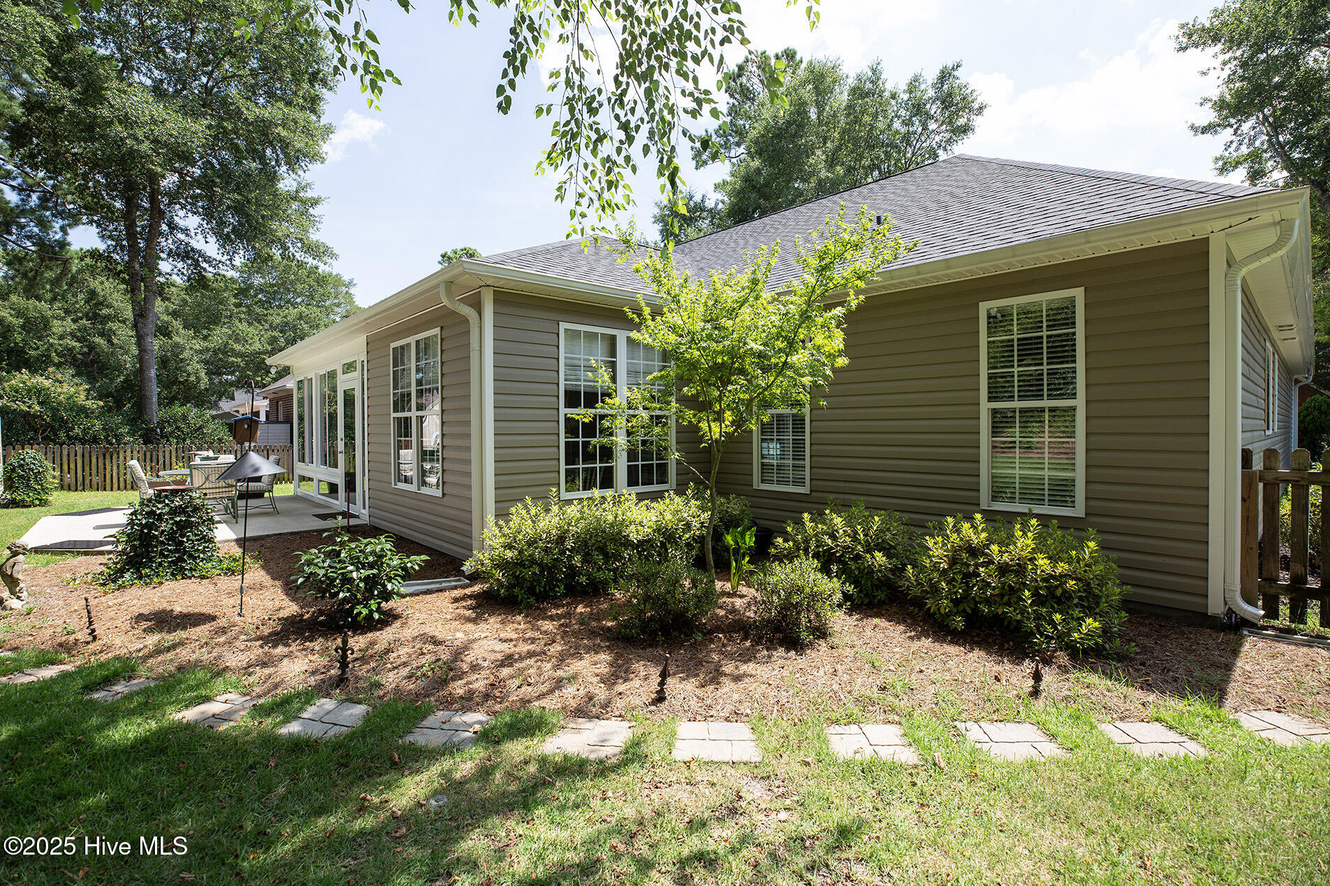 8904 Plantation Landing Drive Property Photo 55