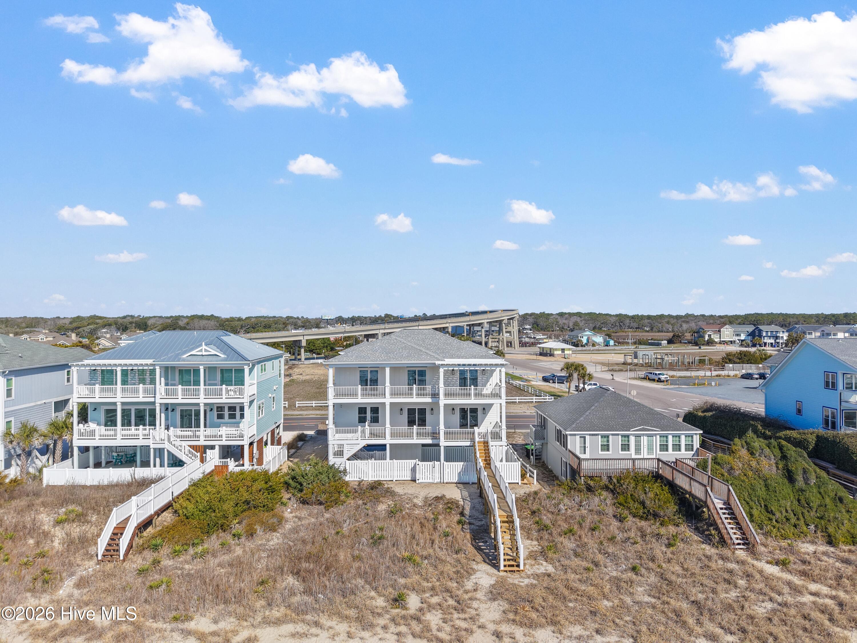 105 Ocean Boulevard W Property Photo 2
