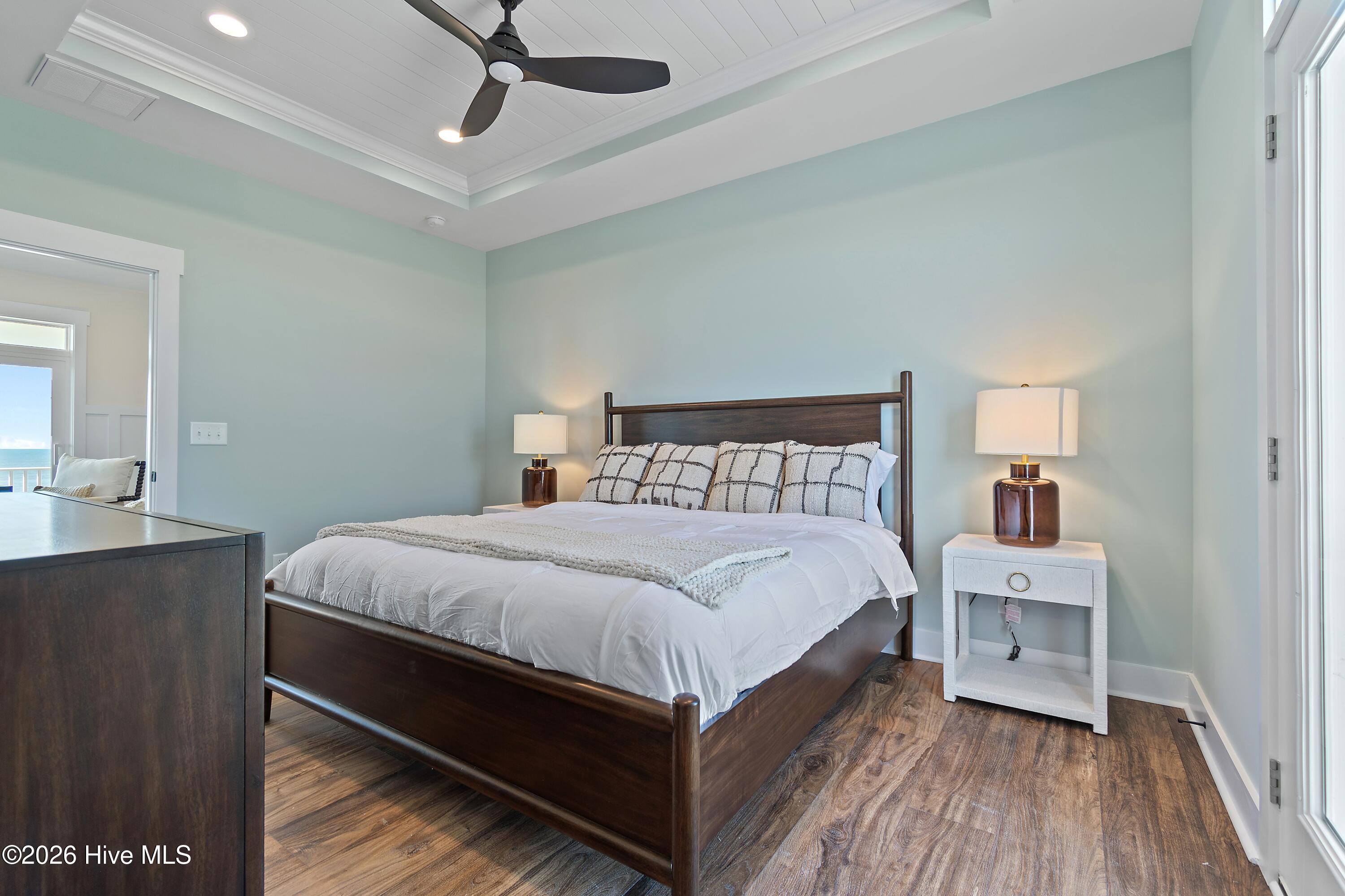 105 Ocean Boulevard W Property Photo 8