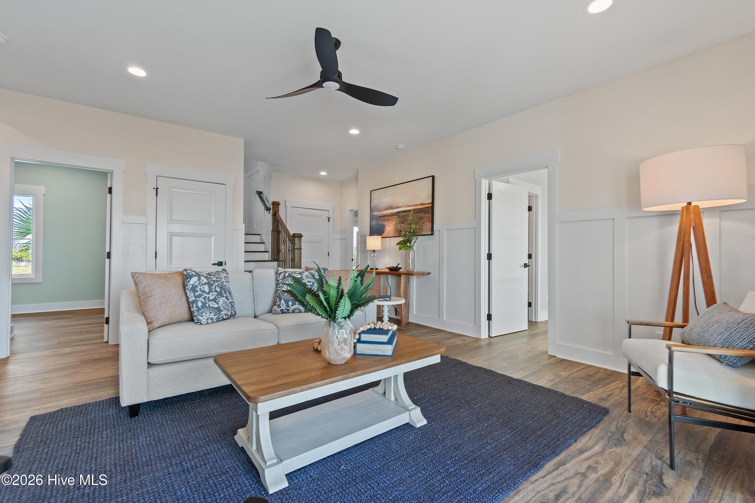 105 Ocean Boulevard W Property Photo 17