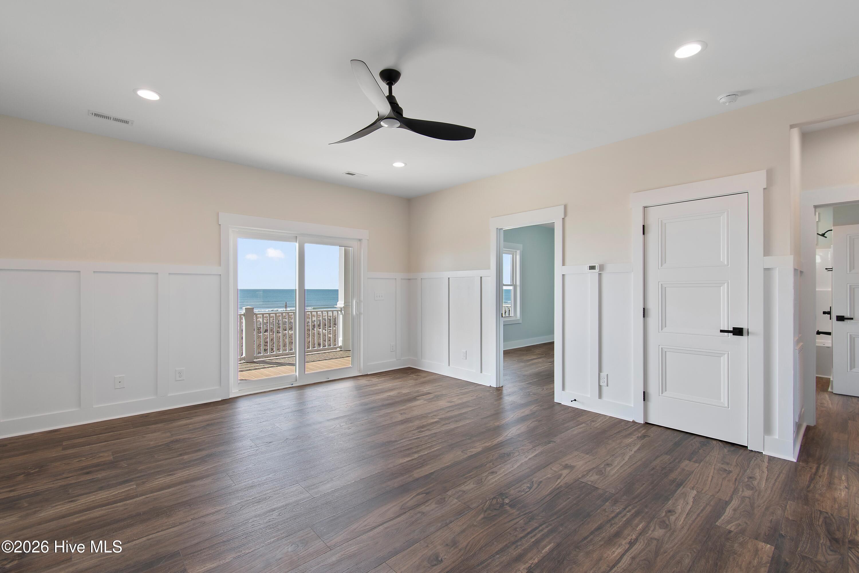 105 Ocean Boulevard W Property Photo 28