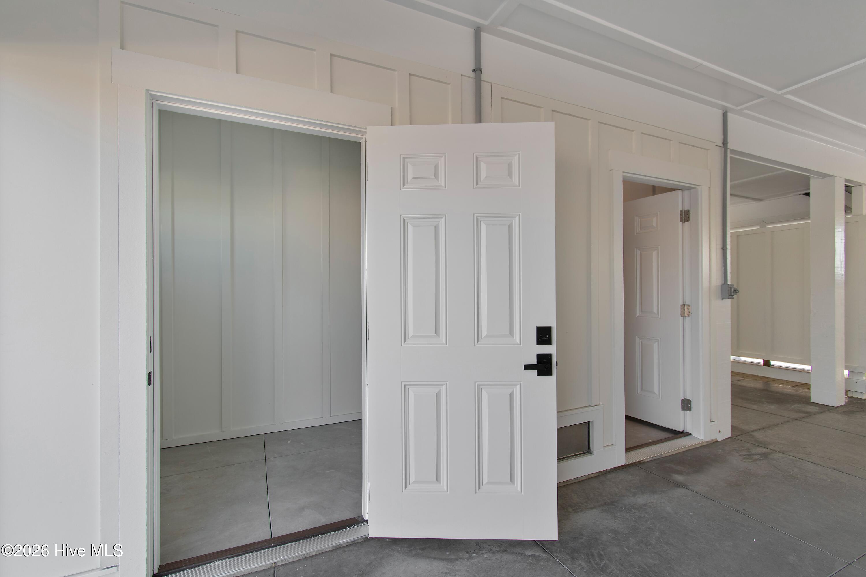 105 Ocean Boulevard W Property Photo 29