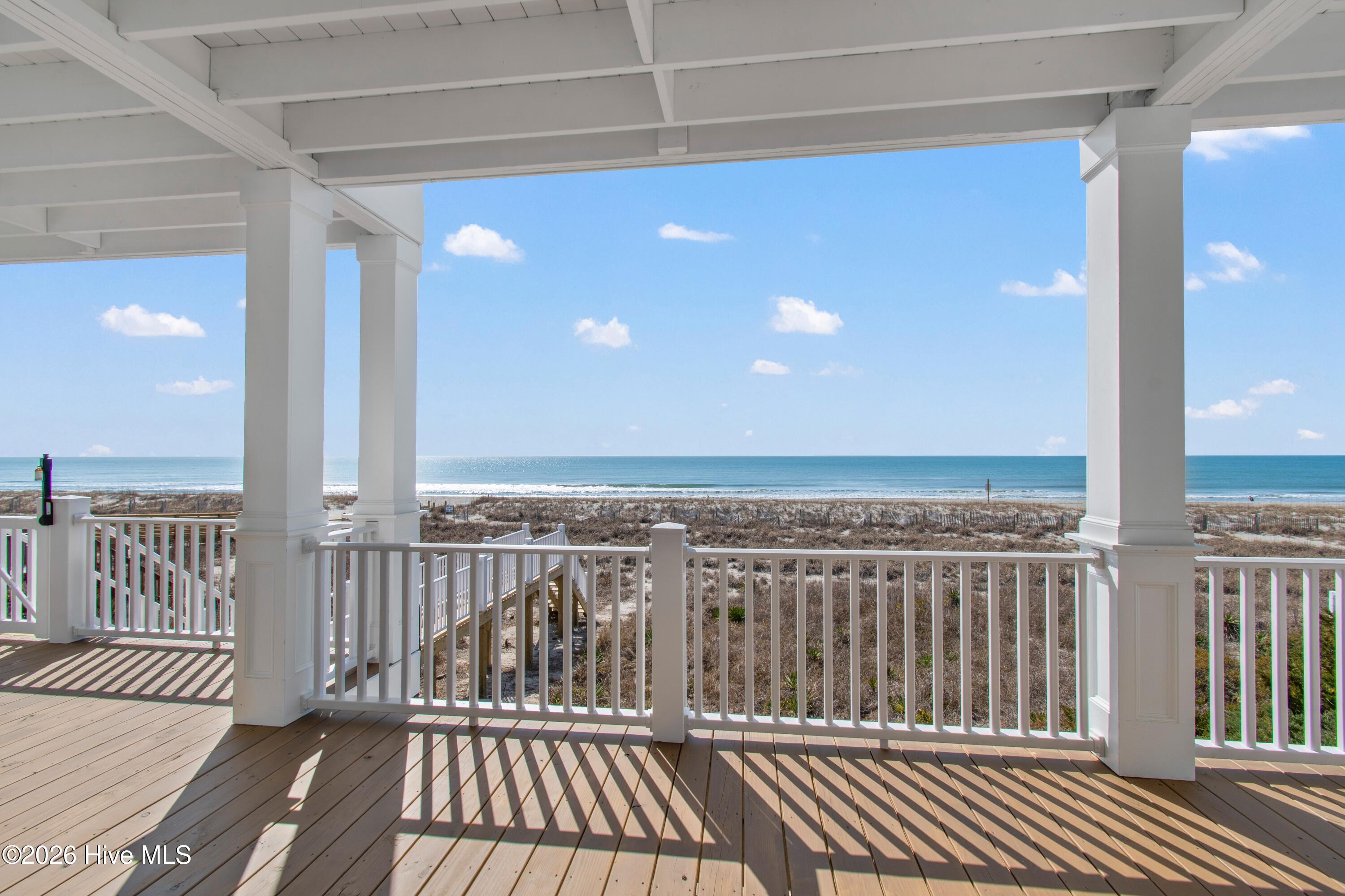 105 Ocean Boulevard W Property Photo 37
