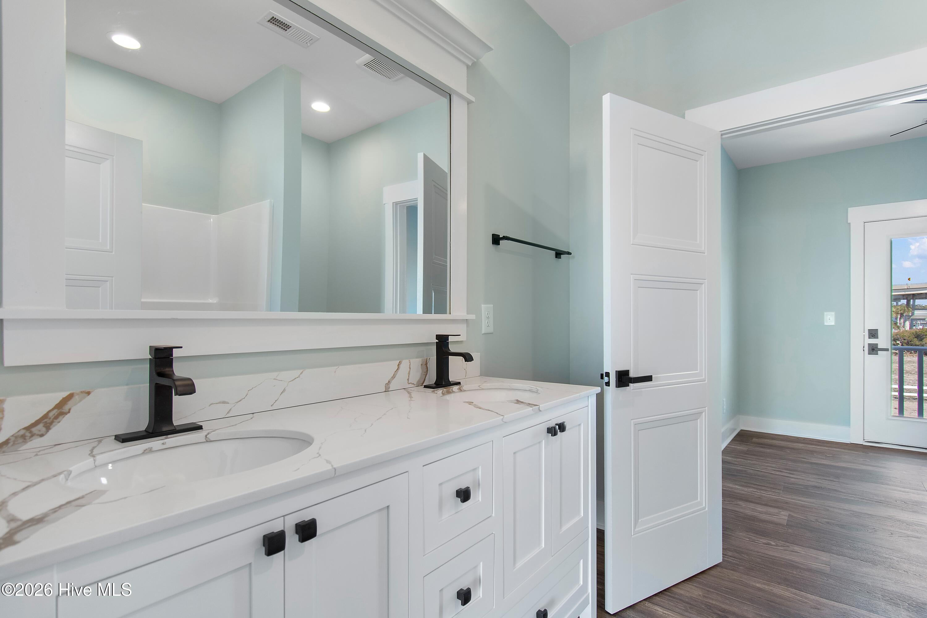 105 Ocean Boulevard W Property Photo 52