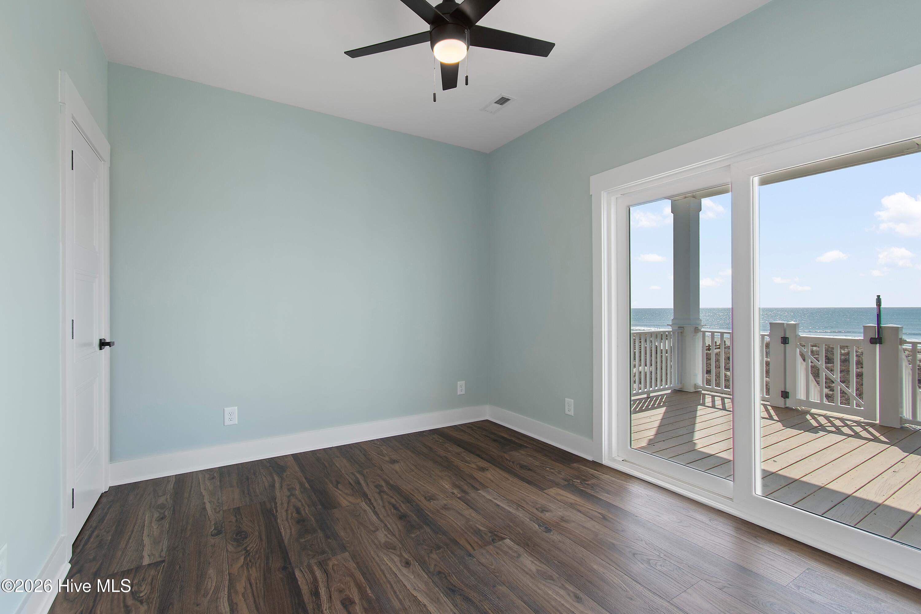 105 Ocean Boulevard W Property Photo 53