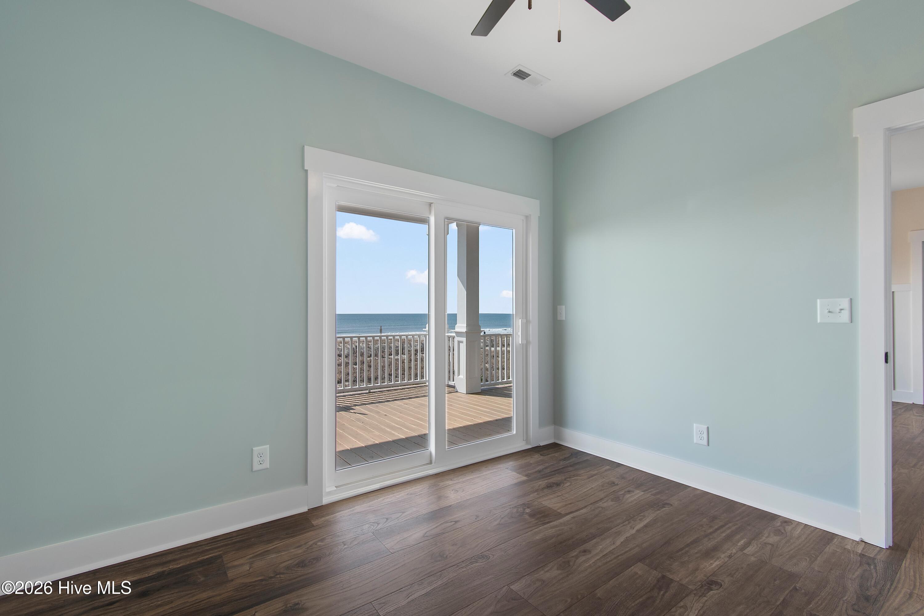 105 Ocean Boulevard W Property Photo 55