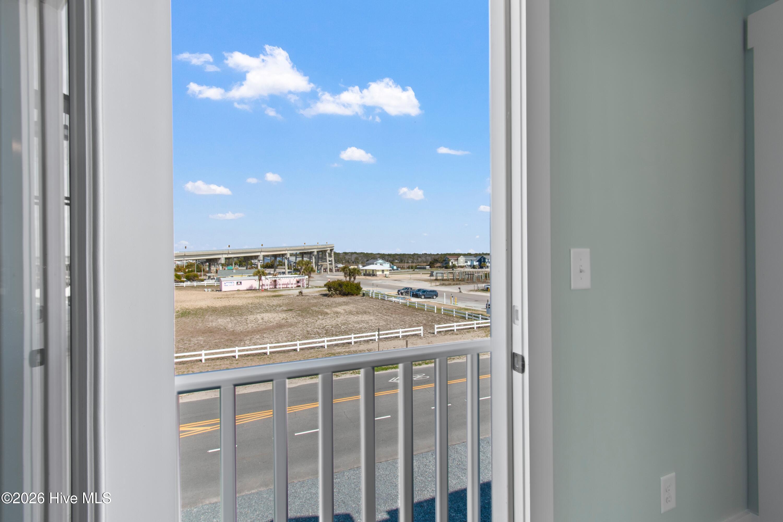 105 Ocean Boulevard W Property Photo 68
