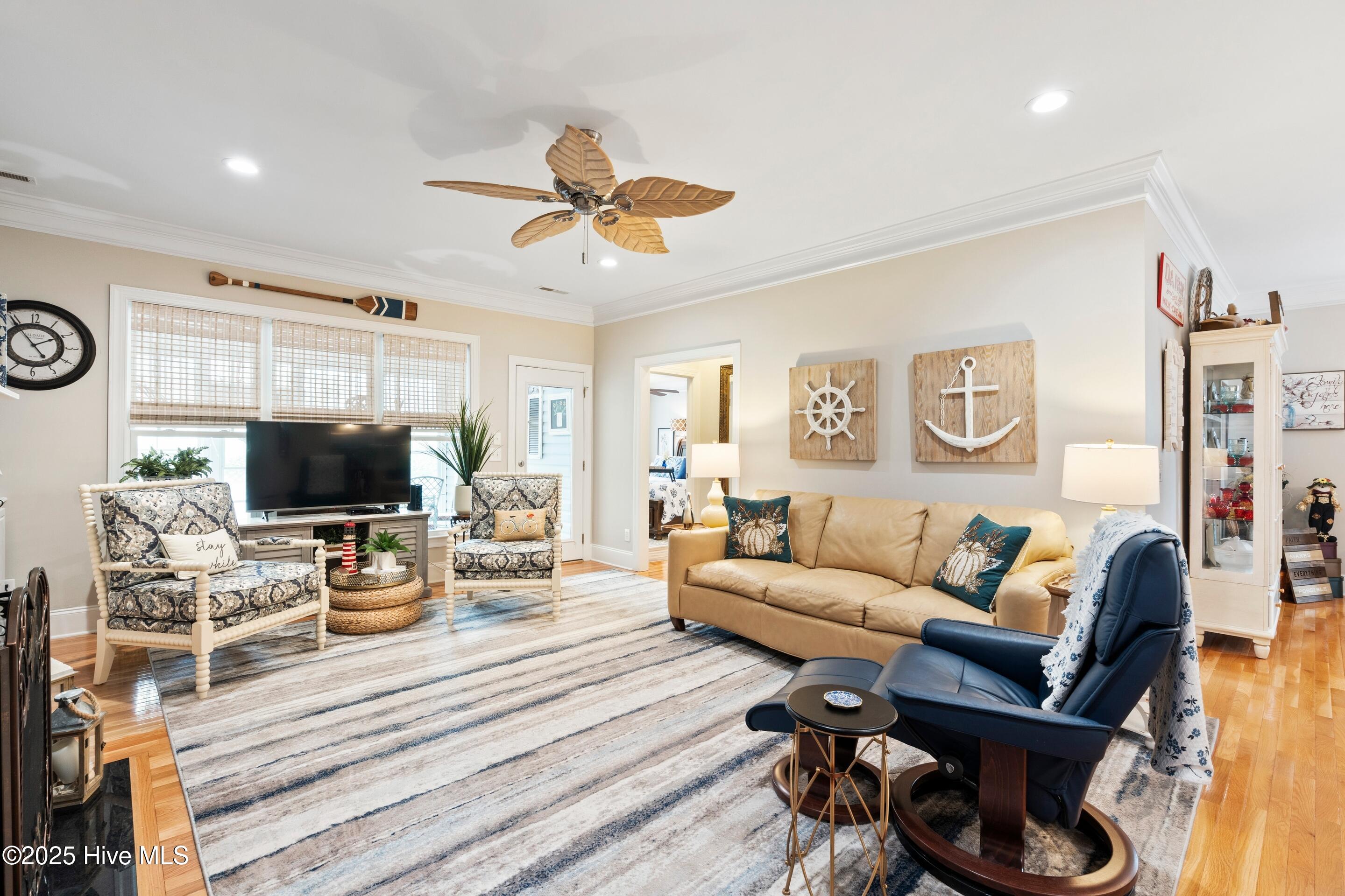 3905 Meeting Place Lane Property Photo 11