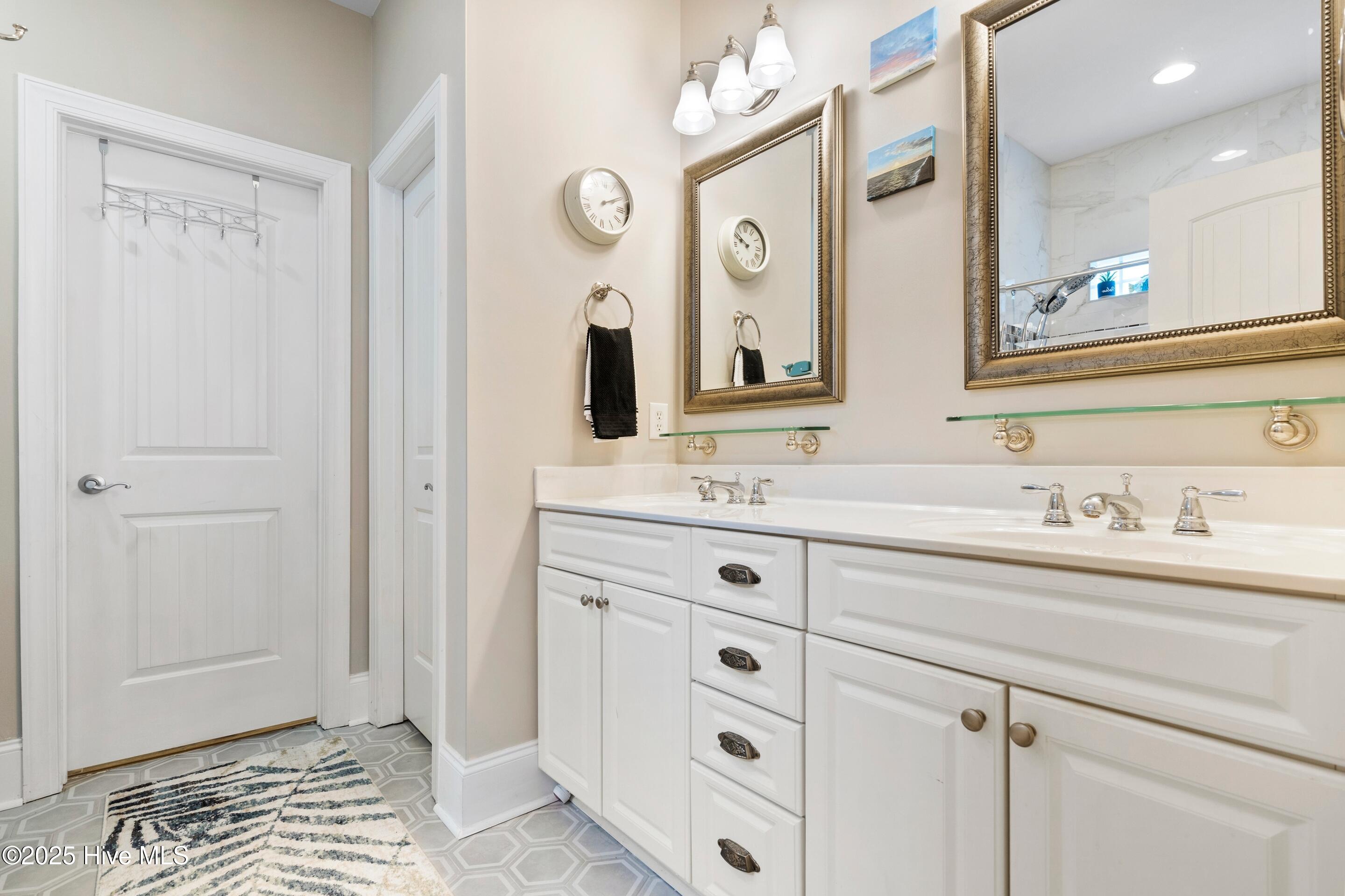 3905 Meeting Place Lane Property Photo 30