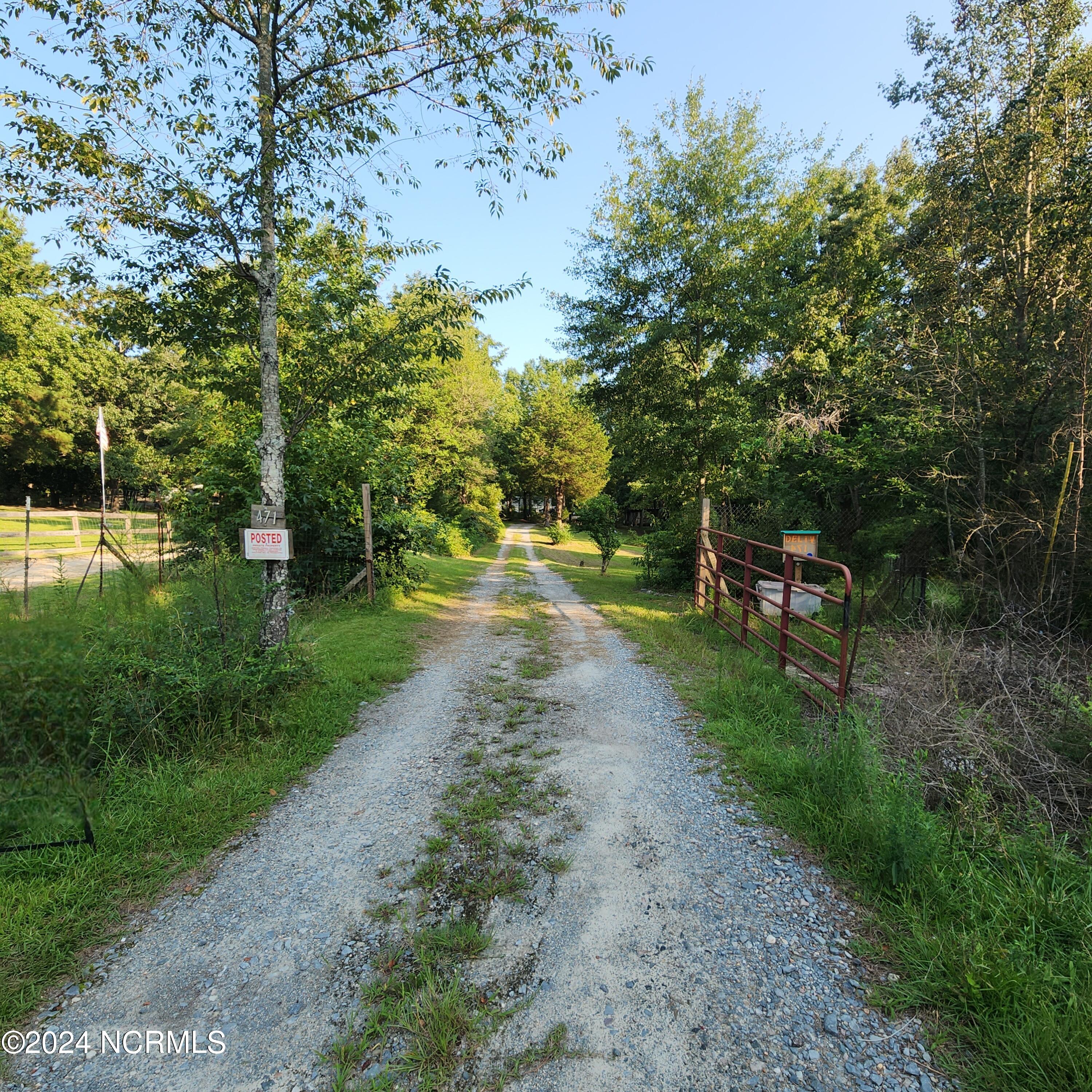 471 Turlington Drive Property Photo 1